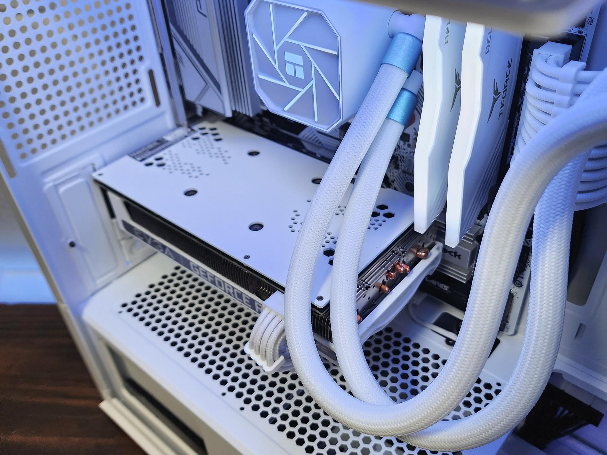 🤍🤍RTX 3060Ti // Ryzen 5 5600G // 32GB 3600MHz // 1TB M.2 NVMe