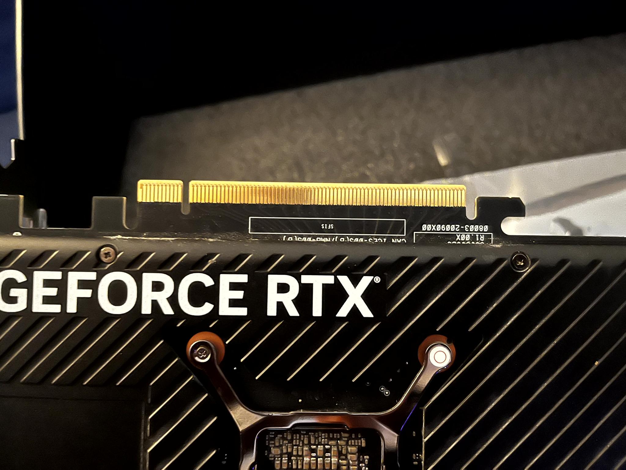 RTX™ 4080 SUPER OC Edition 16GB - (ROG Strix GeForce RTX™ 4080 SUPER 16GB GDDR6X OC Edition)