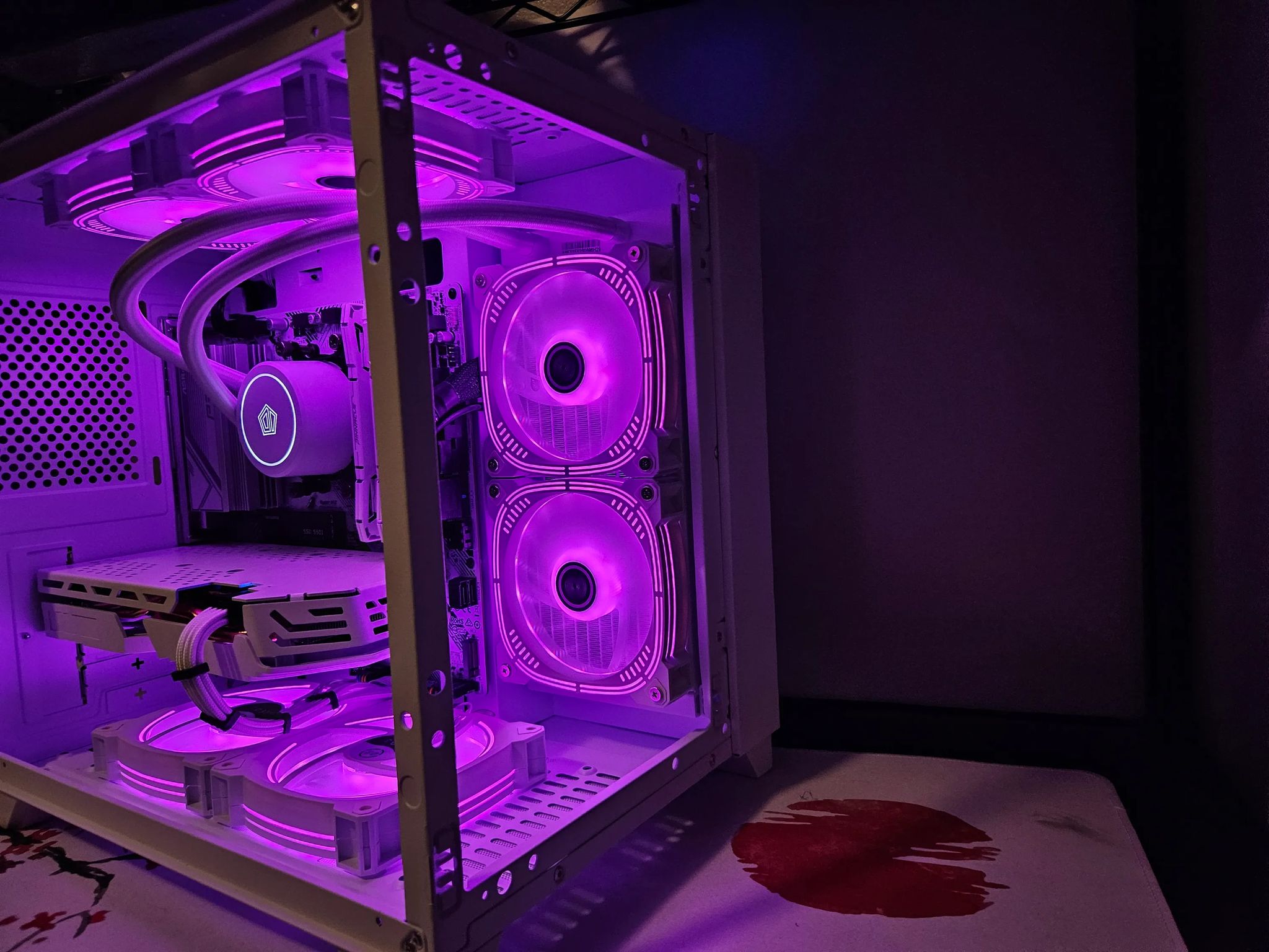 Arctic Rig Ryzen 5 5500 / 32GB DDR4/ 1TB SSD / Rx 6600