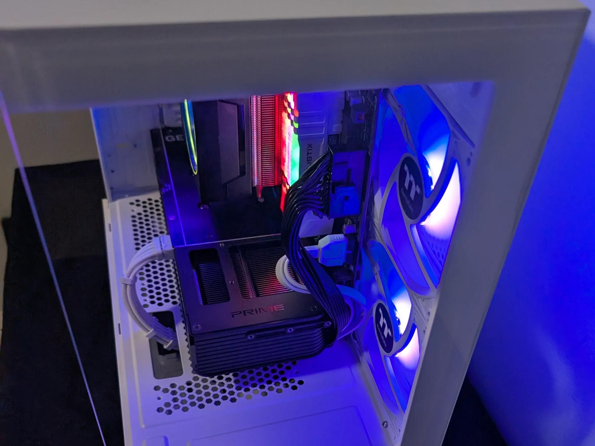 RTX 5060 - Ryzen 7 3700x - Compact Gaming PC