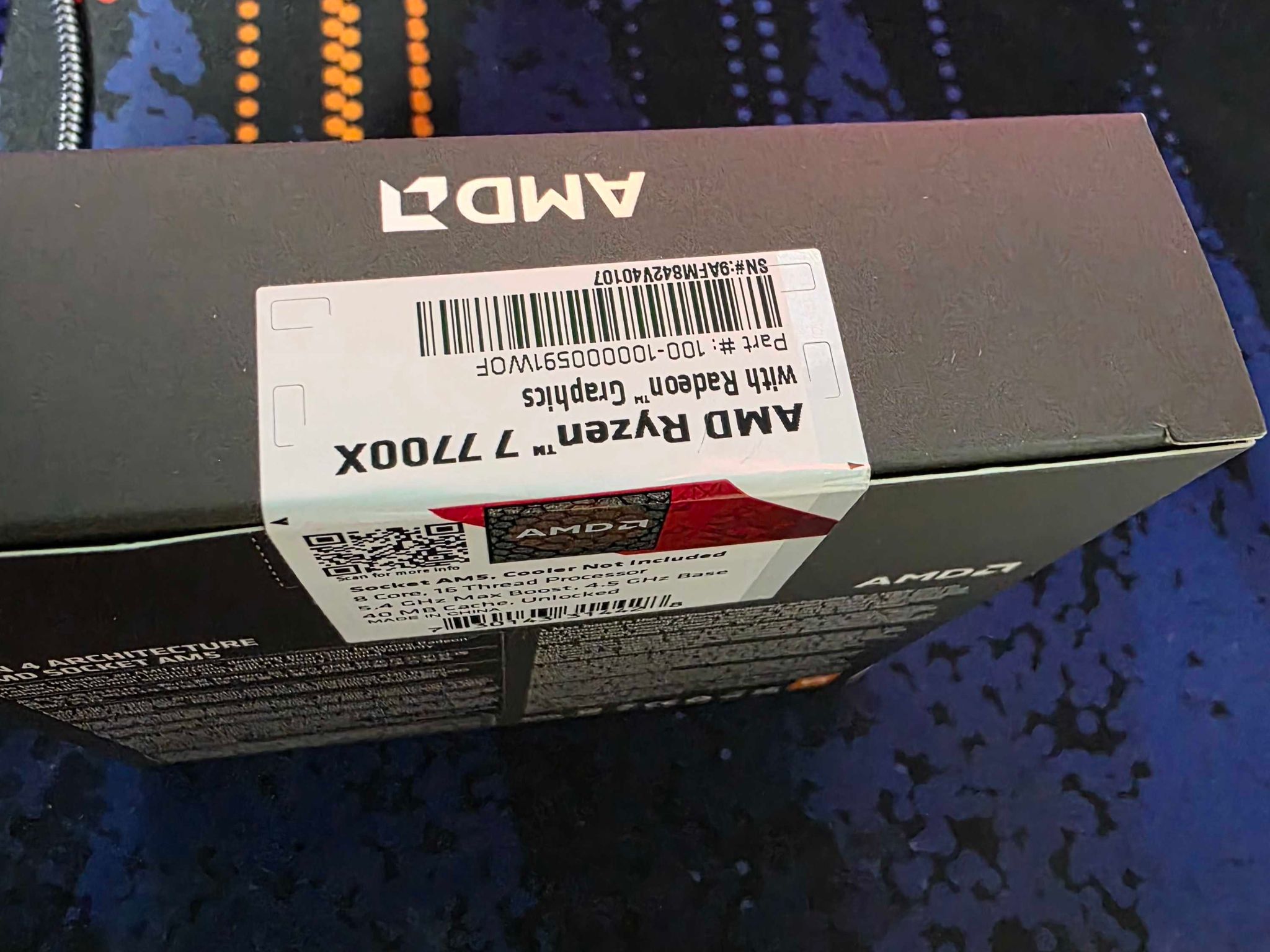 BNIB AMD Ryzen 7 7700X
