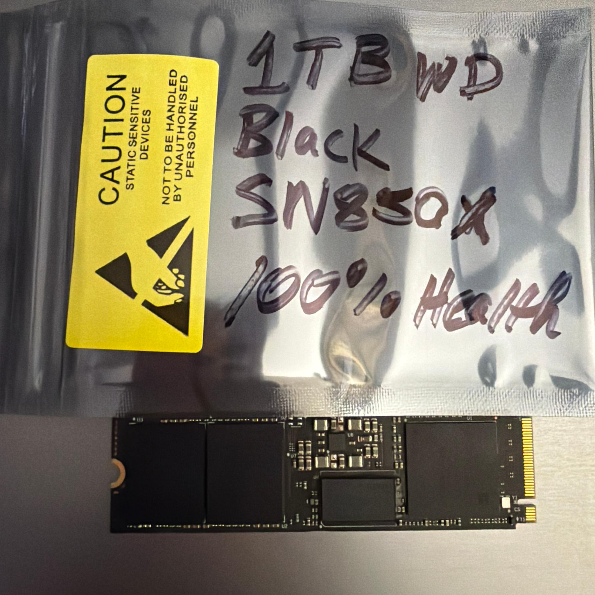 WD Black SN850X 1TB NVMe Gen 4 7,300MBs SSD Like New