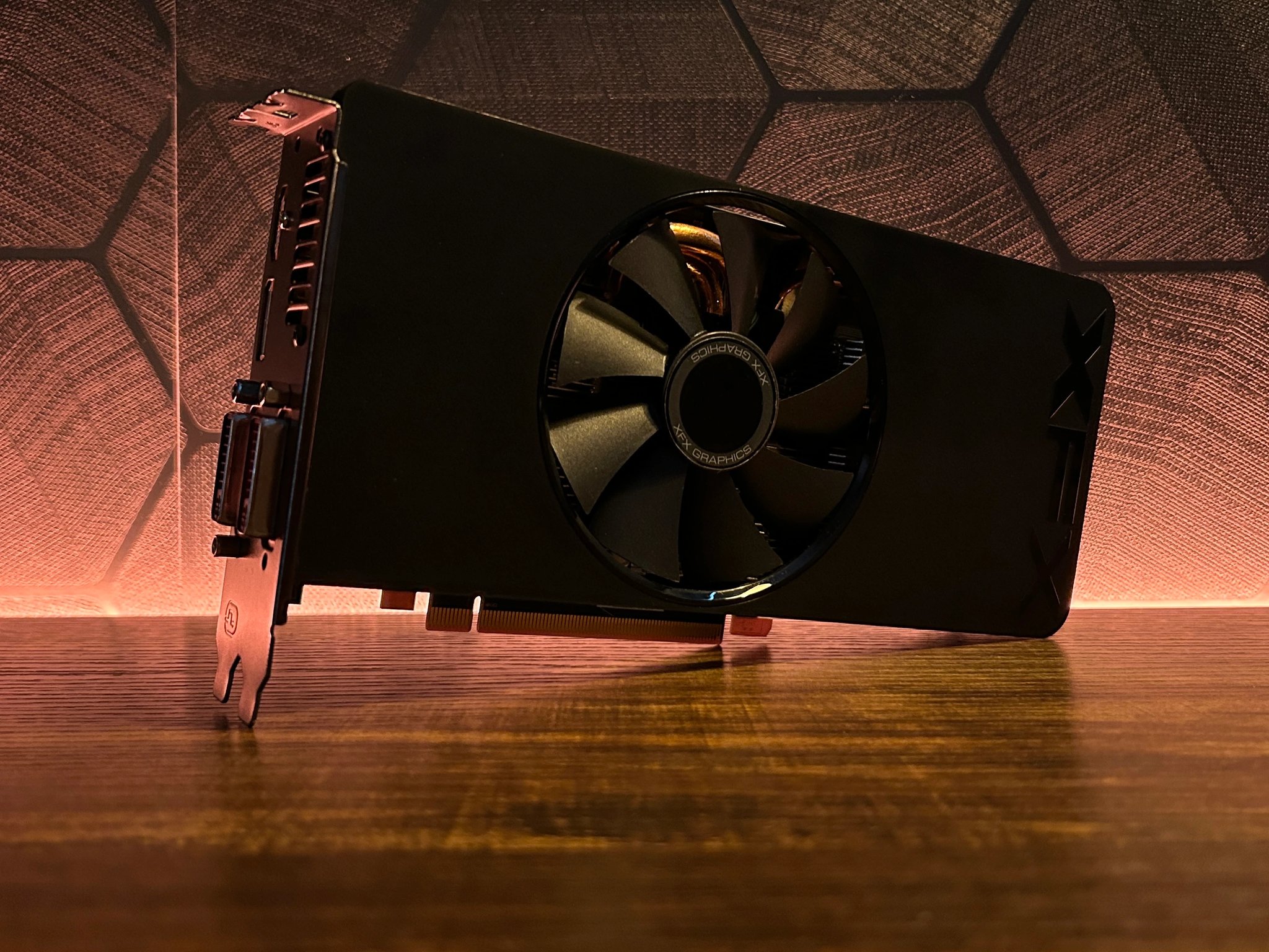 💻USED TECH DEALS💻 XFX AMD Radeon R9 270 (R9-270A-CN) 2GB / 2GB (max) GDDR5 PCI Express 3.0 x16
