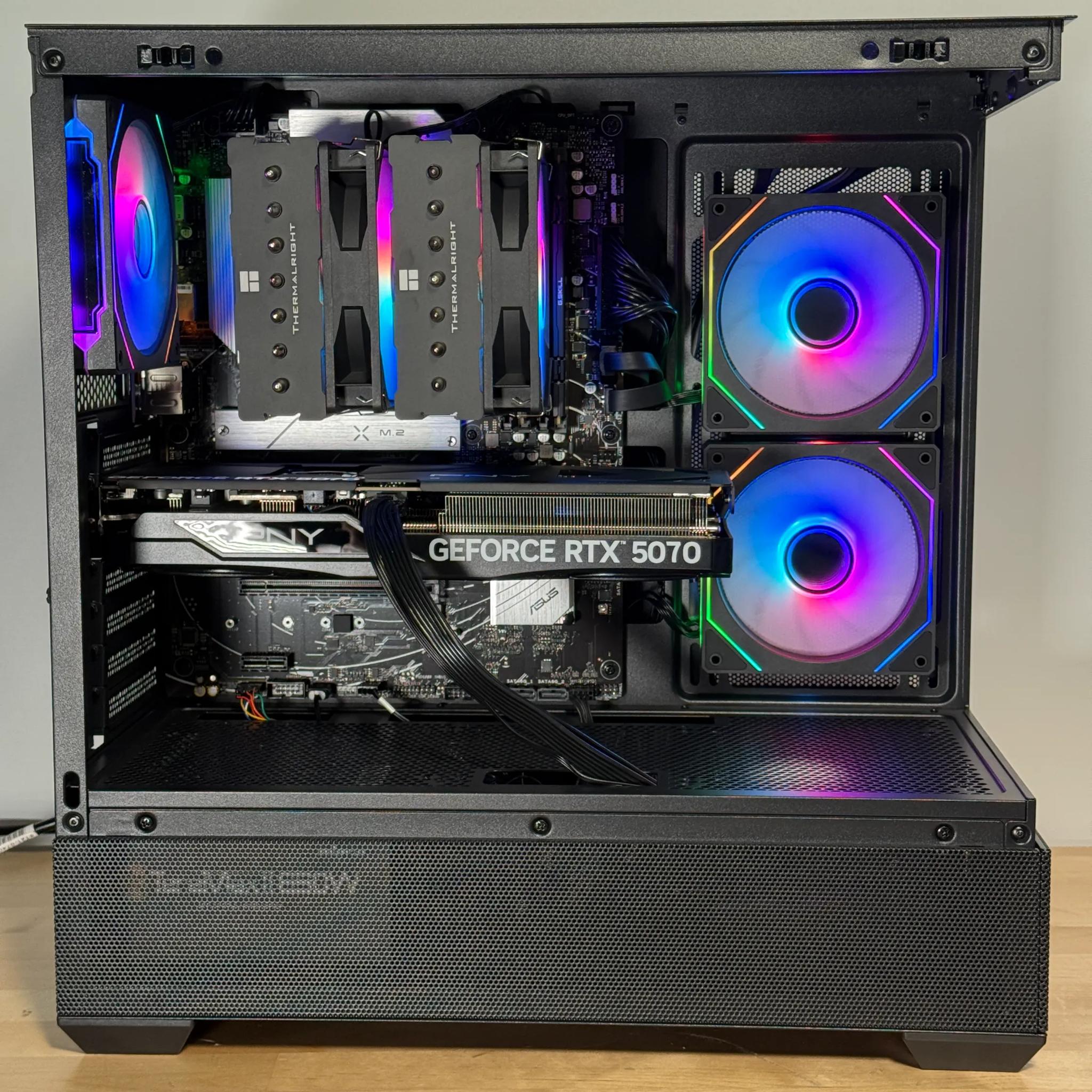 RTX 5070 and Ryzen 7 7800x3d Gaming PC