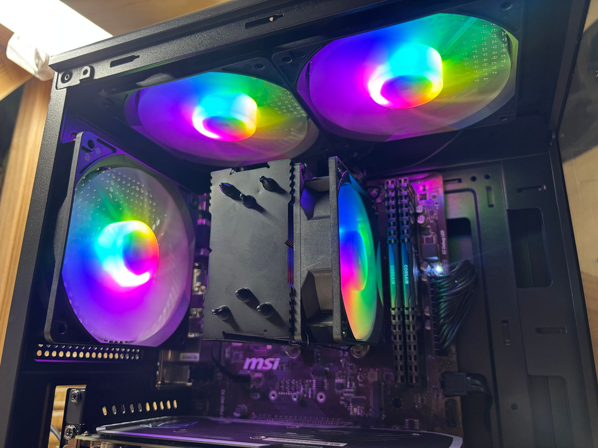 GeForce RTX 4060 Custom Gaming PC - Ryzen 5 5600X, 16GB RAM, 1TB SSD