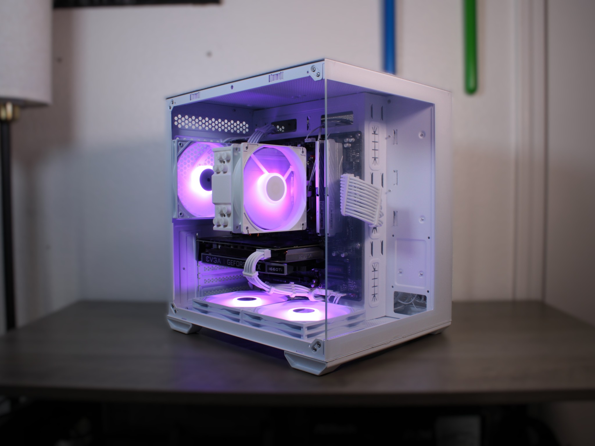 EVGA 1660 Ti | Ryzen 5 2600 | 1 TB M.2 NVMe | 16gb 3200MHz Ram | Win 11 Activated | WiFi