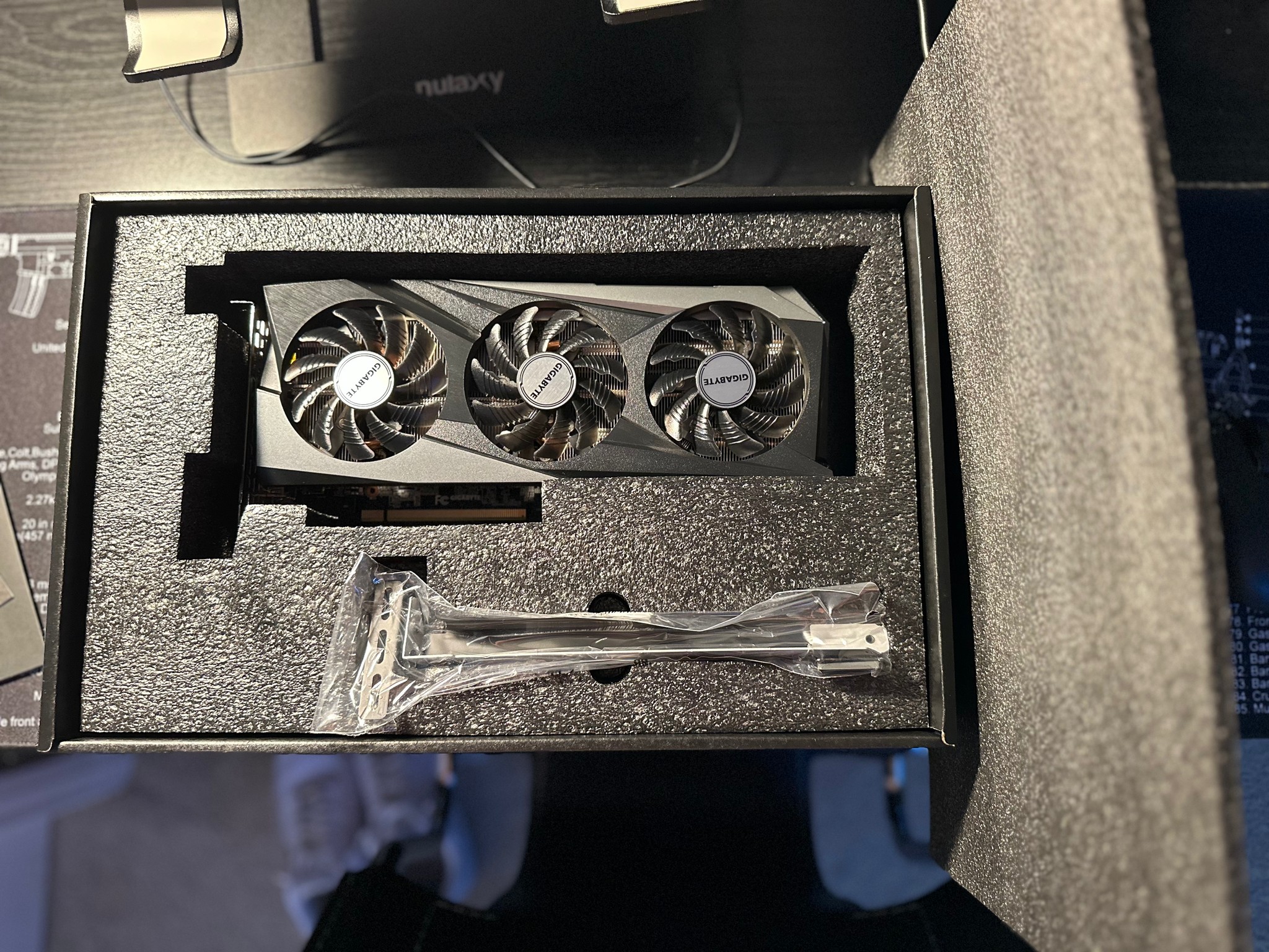 GeForce RTX™ 3060 Ti GAMING OC D6X 8GB *GREAT CONDITION*