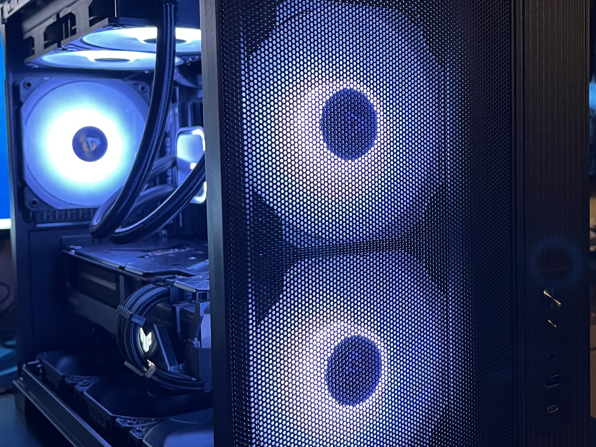 Custom Gaming PC Build | Jawa
