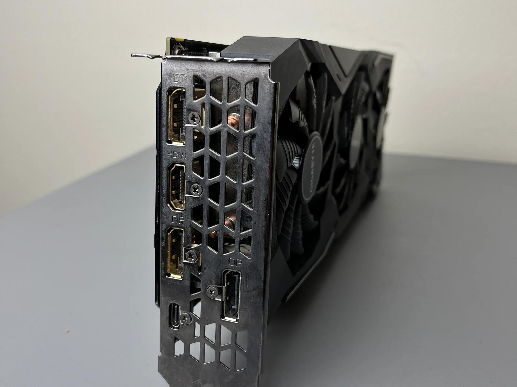 Gigabyte RTX 2070 WINDFORCE 3 fans 8G