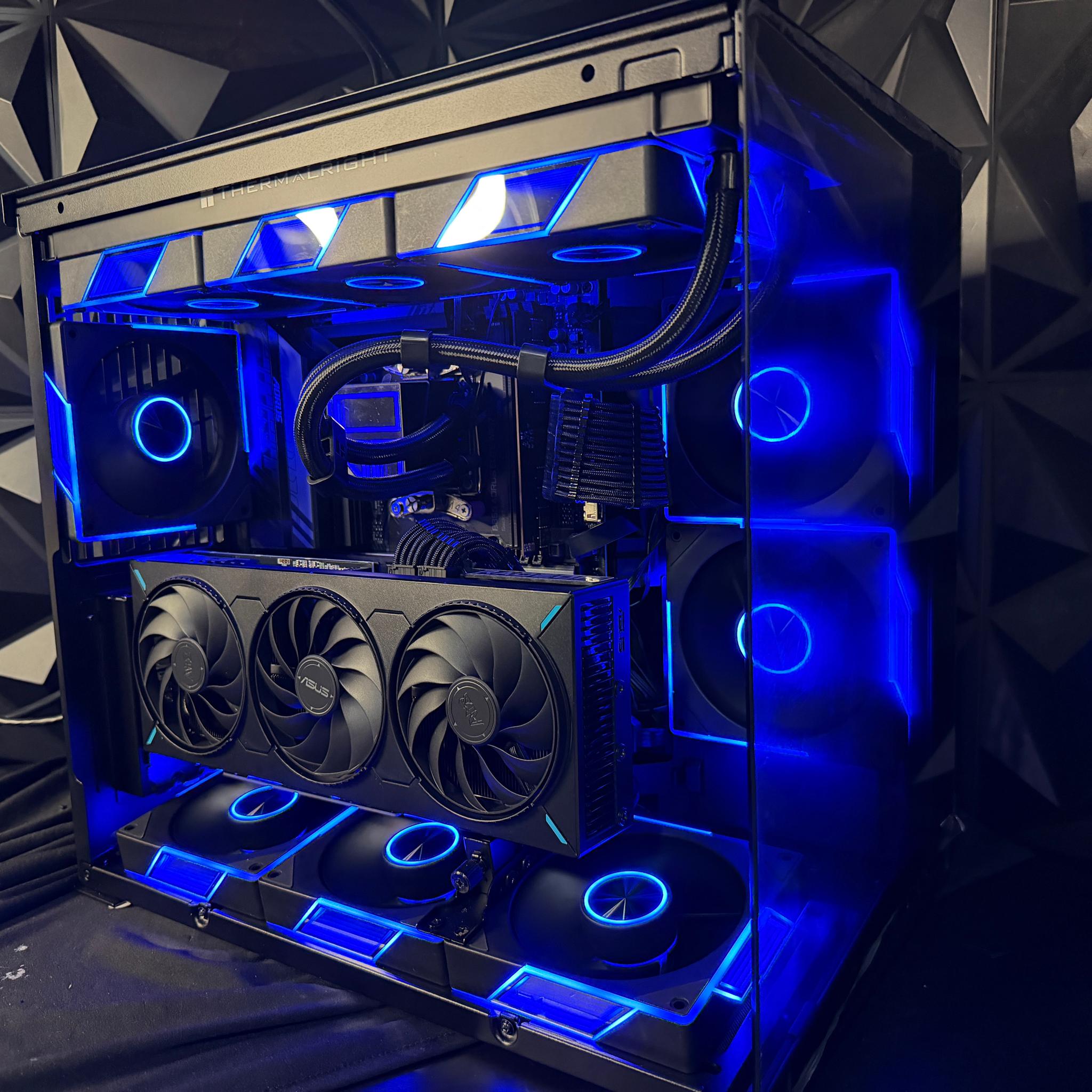 🕳️🌌 BLACK HOLE 🌌🕳️ Ryzen 9 7900X| RX 9070 GRE| 4.5 TB NVMe| 32 GB DDR5| 850W Gold PSU
