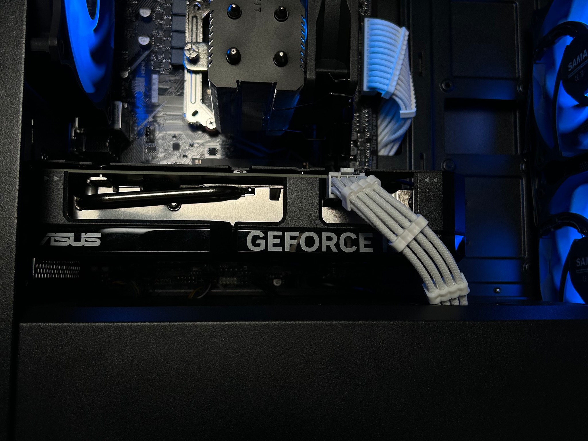 RTX 4060 | Ryzen 5 5600 | 1TB NVME | 16GB 3600MHz