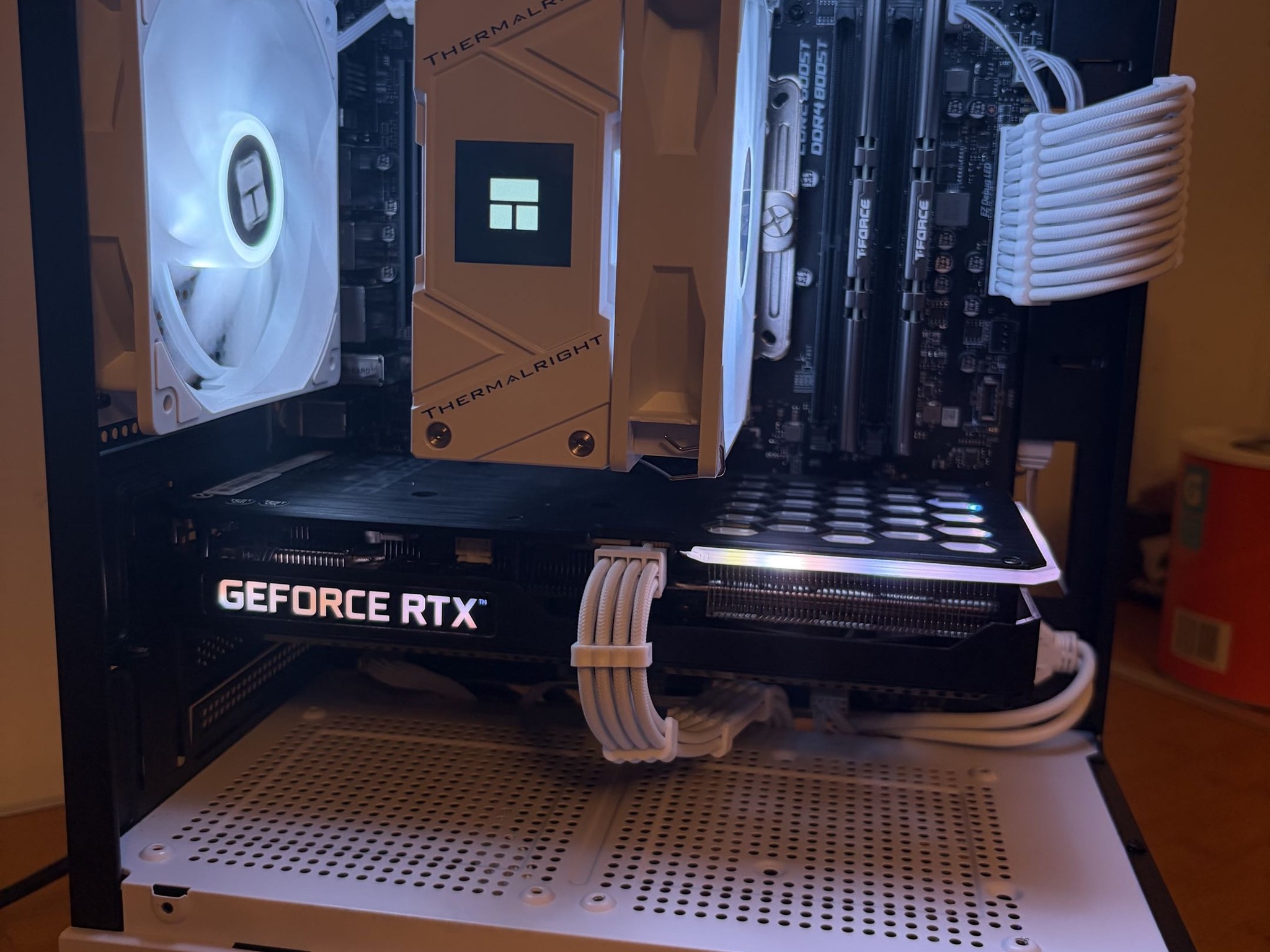 🤍⚫ White & Black Gaming PC | RTX 3060 Ti | Ryzen 5 5500 | 16GB DDR4 3200 CL16 ⚫🤍