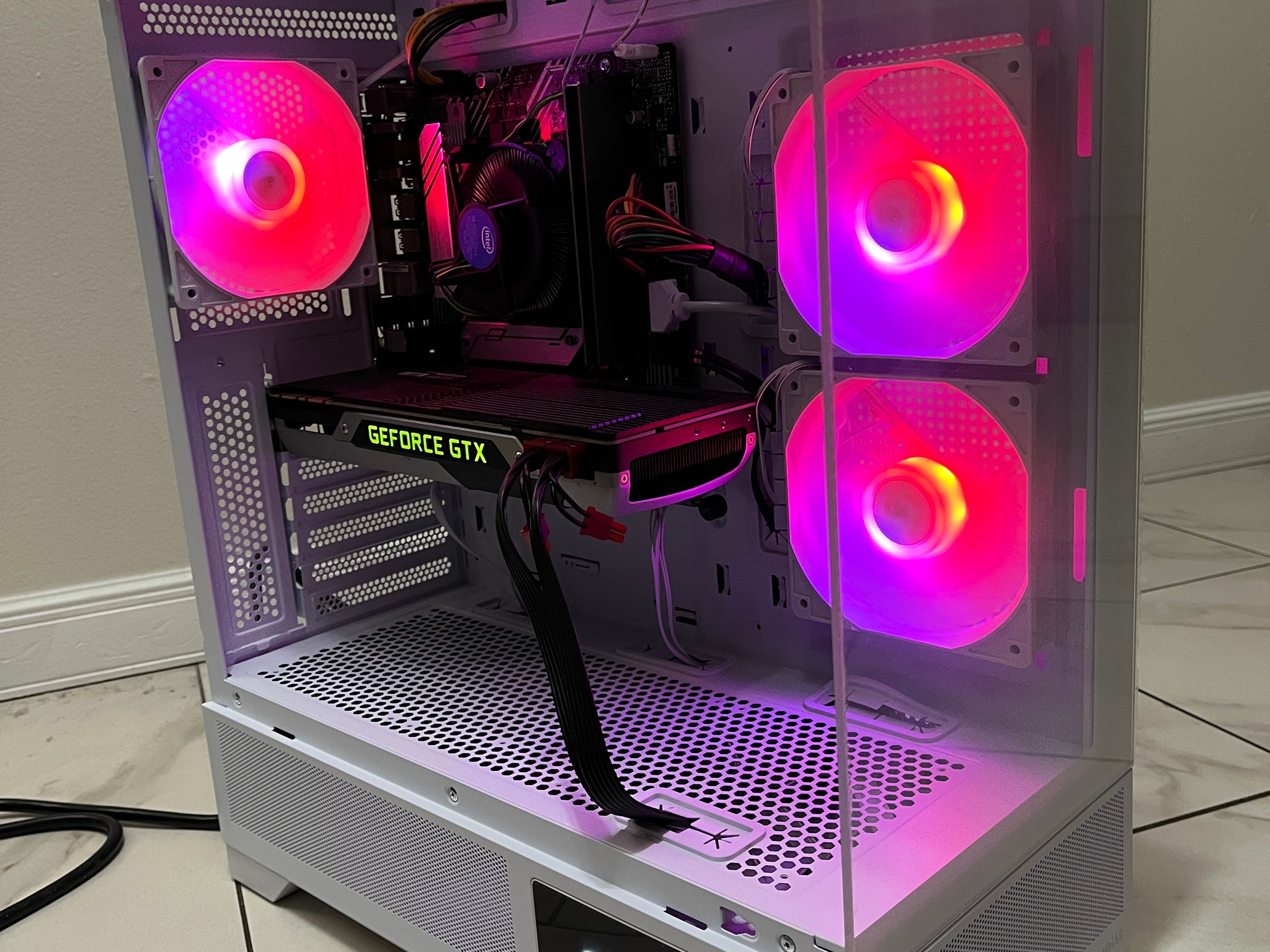 NVIDIA GTX 980, Intel Core i3-10100, 16GB RAM, 1TB Storage, Gaming PC w/ Wi-Fi & BT