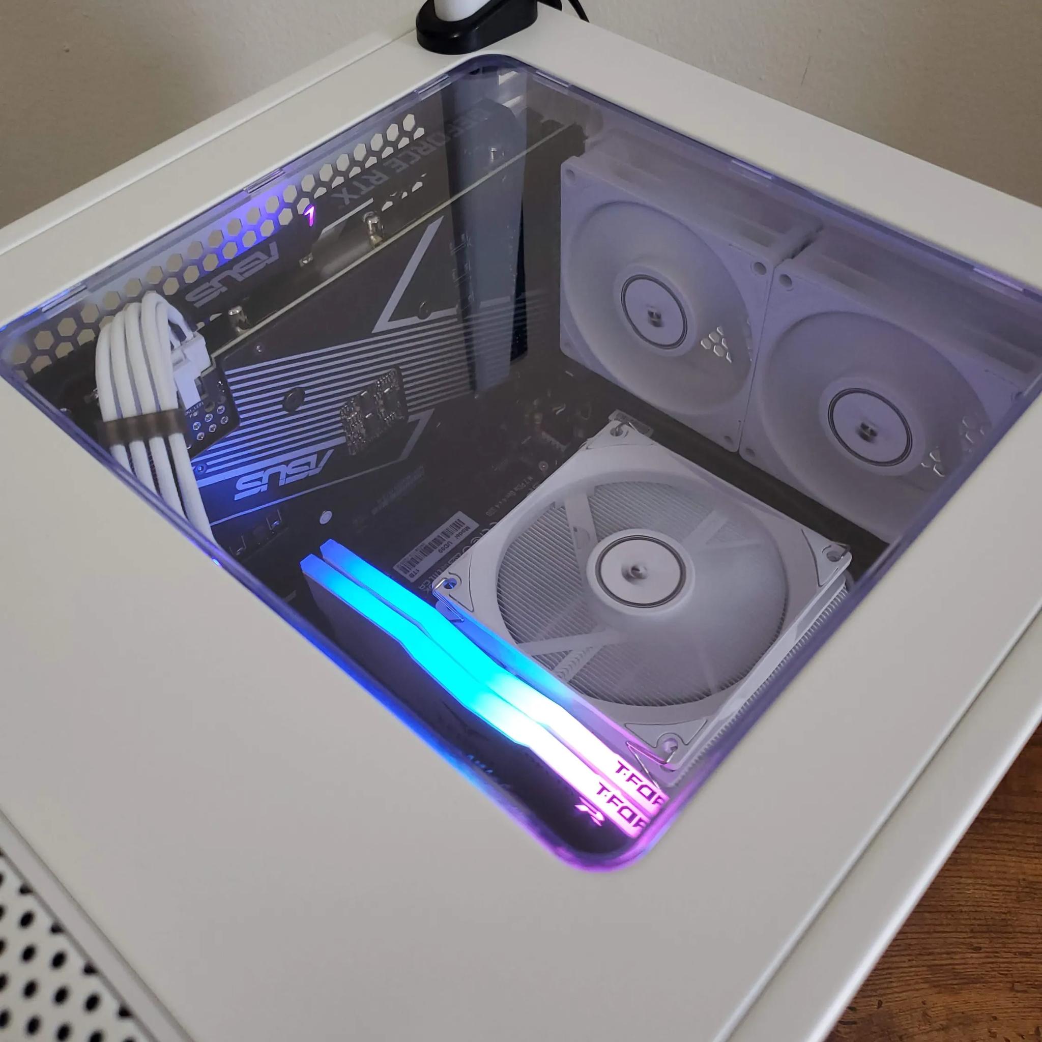 Snow White Mini ITX Cube PC | RTX 3050 8GB | Ryzen 5 3600 | 16GB DDR4 ARGB | 1TB NVME SSD | Wifi