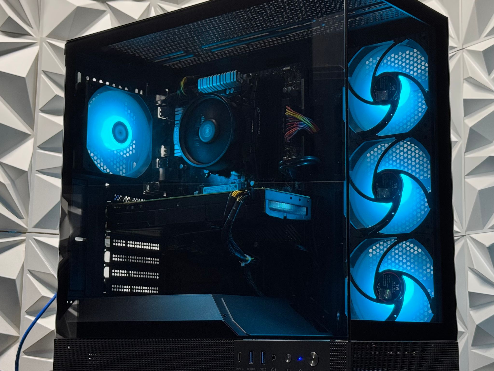 GTX 1080 / Ryzen 5 5500 / 16GB DDR4 Ram / 512GB SSD / Gaming Pc