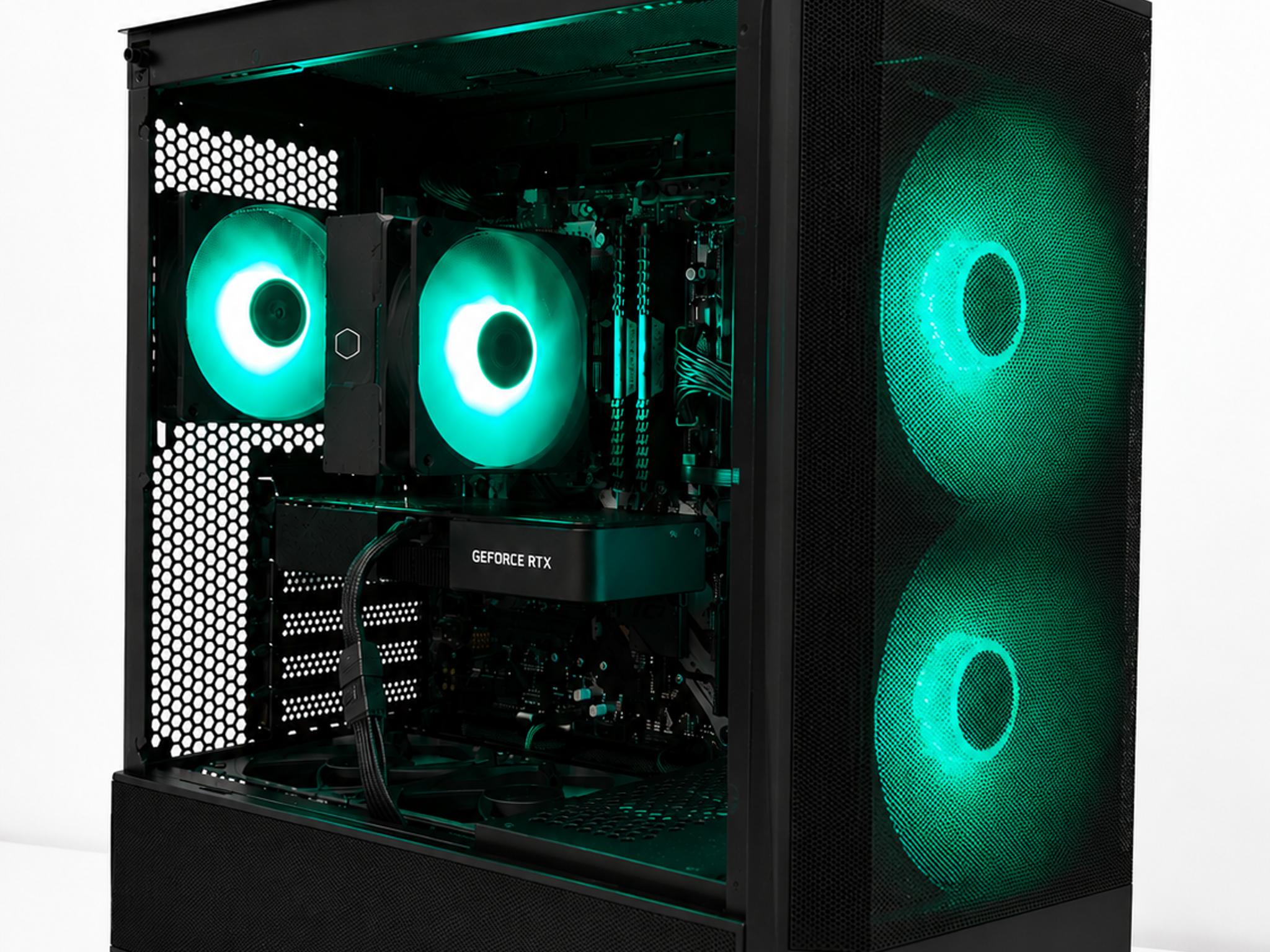 RTX 3070 Founders Edition 8 GB | Ryzen 5 5500 | 32 GB DDR4 | 1 TB NVME SSD