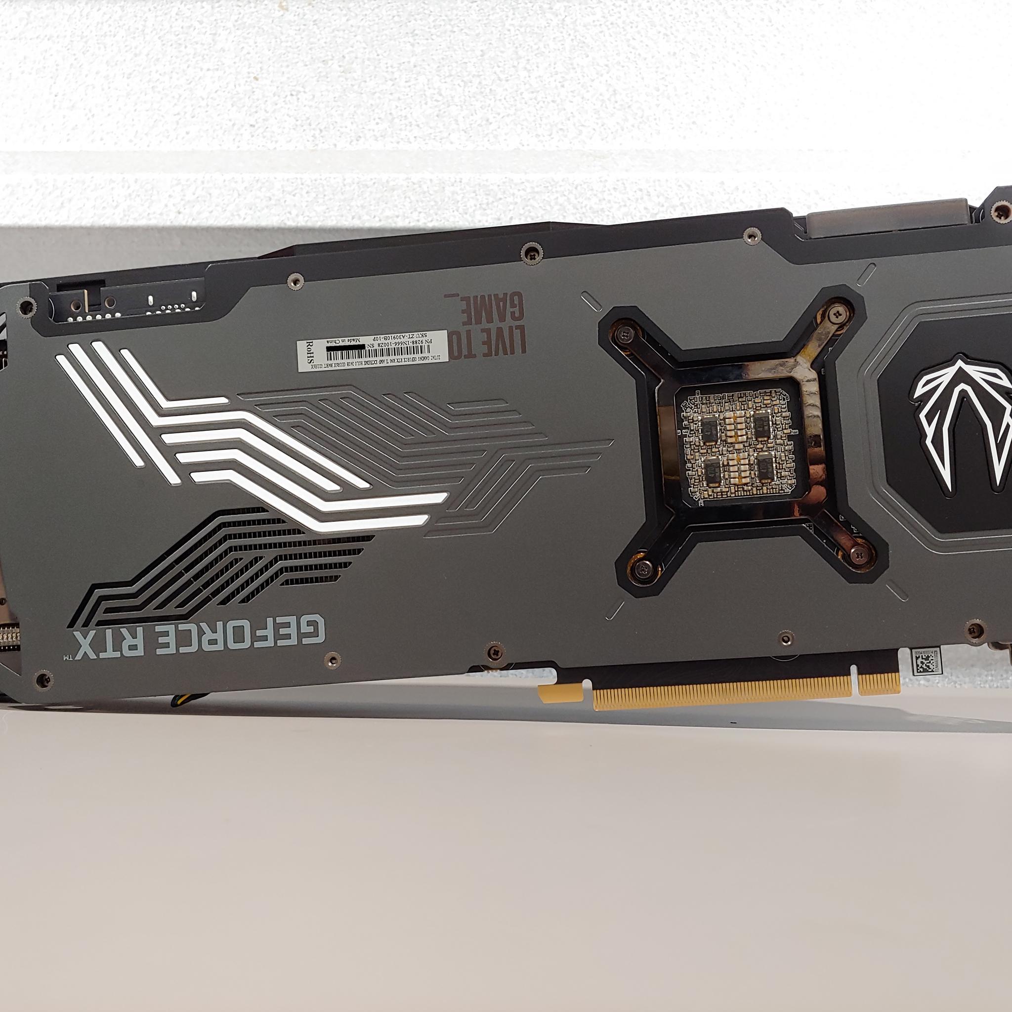 ZOTAC GAMING GeForce RTX 3090 Ti AMP Extreme Holo – 24GB GDDR6X
