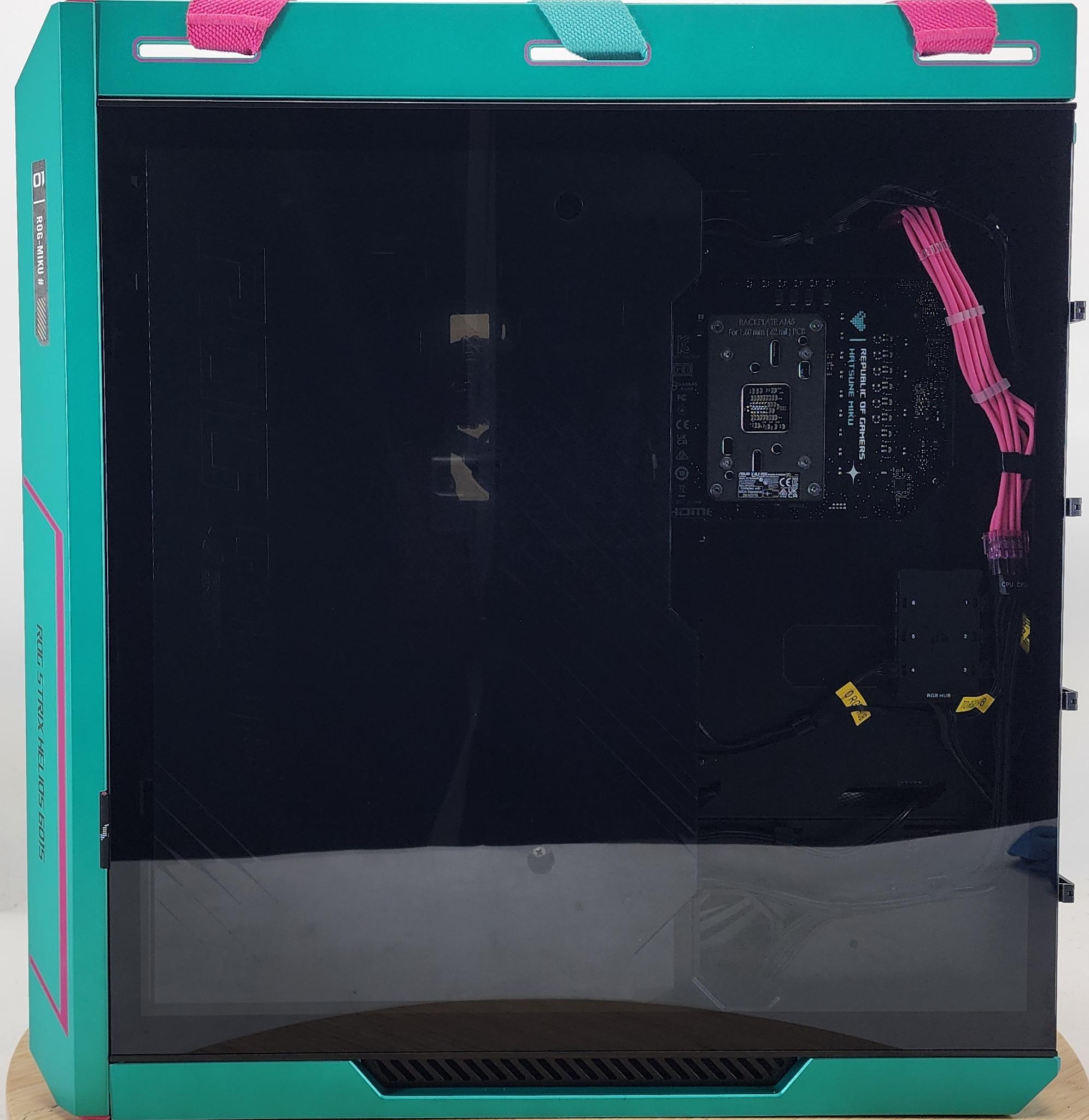 Gaming PC Ryzen 7 9800X3D 32GB 2TB SSD RTX 5080 16GB W11 Hatsune Miku Computer