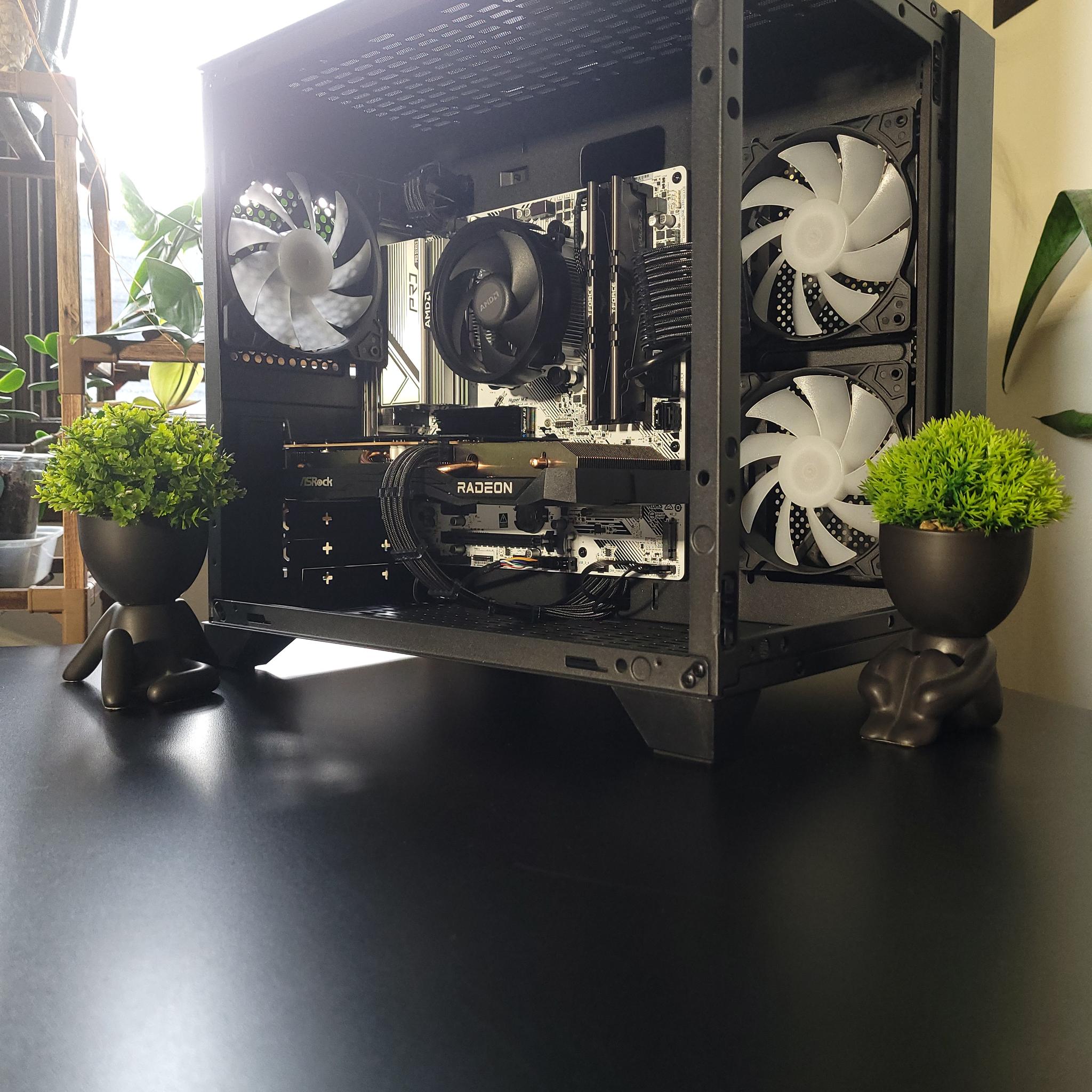 Ryzen 5 3600 | RX 6600 | 1TB DRAM SSD | 32GB RAM | Windows 11 activated