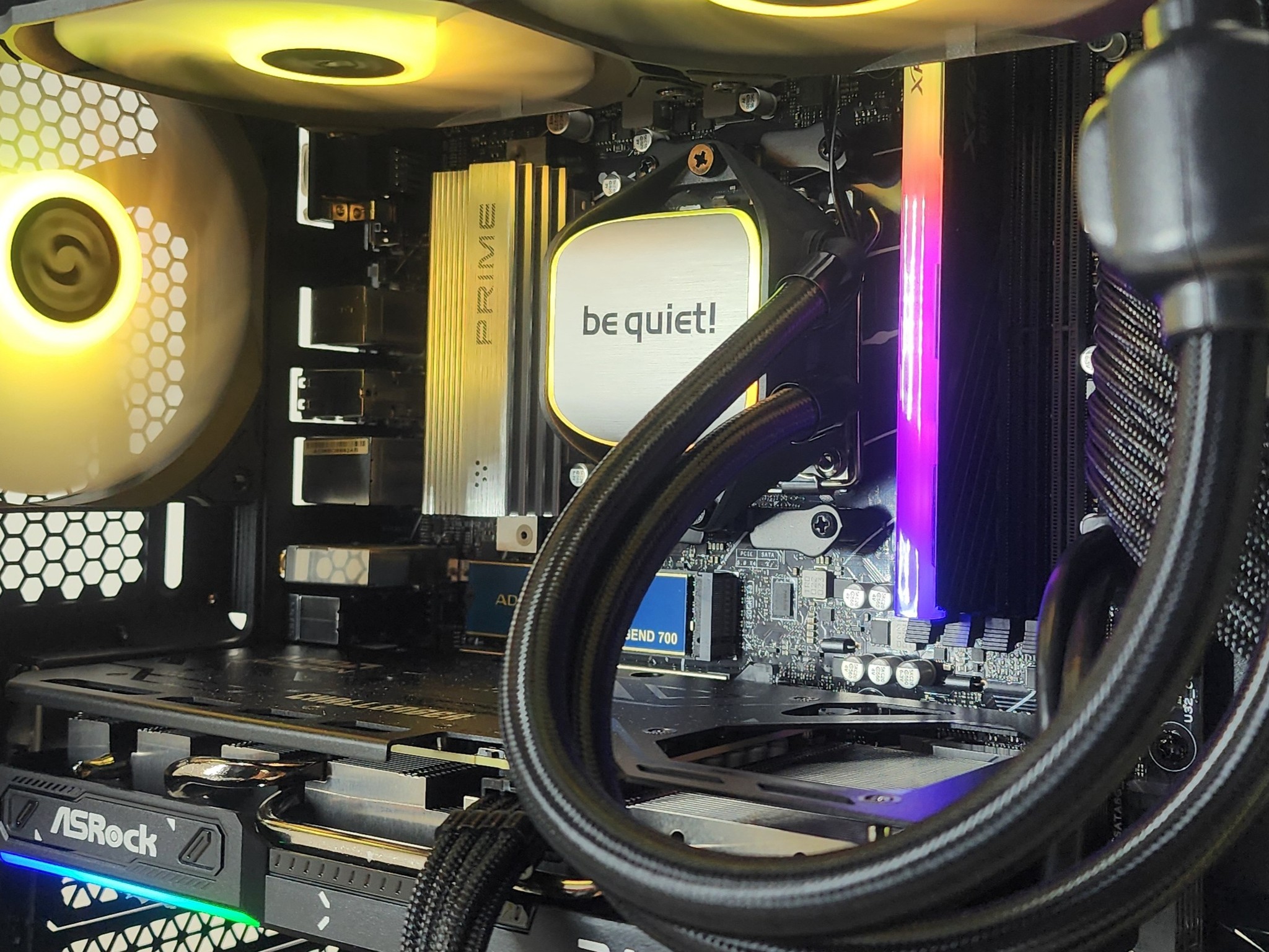 Gaming PC Ryzen 7 9700X 16GB RAM 1TB SSD RX 9060 XT 16GB Windows 11 Computer