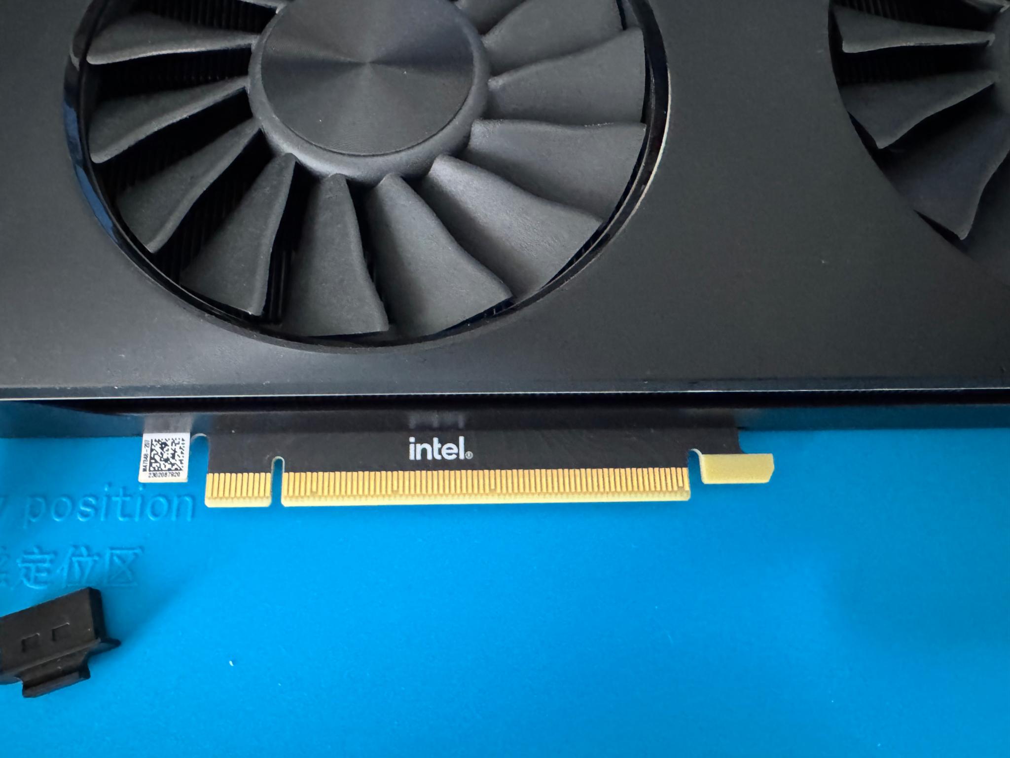 Intel Arc A750 LE