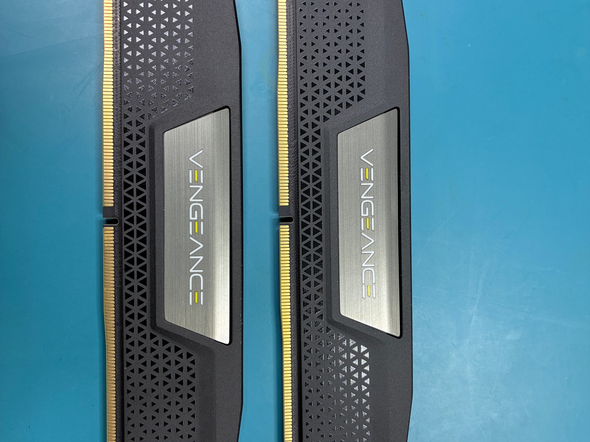 Corsair Vengeance DDR5 48GB kit (Memory)