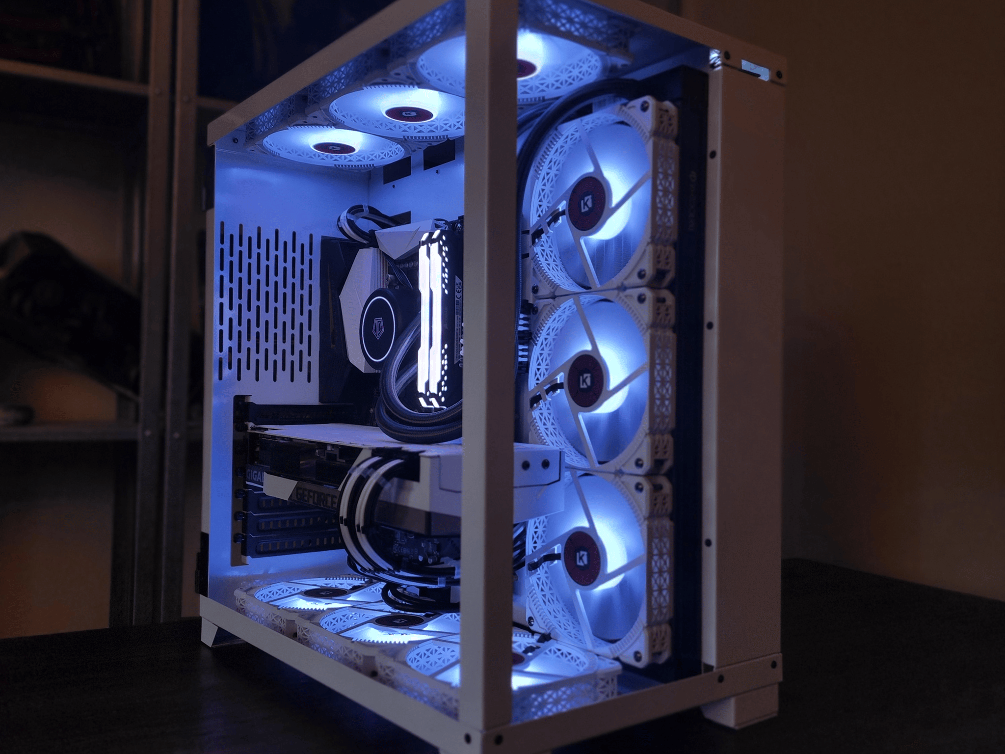 AMD Ryzen 9 5900X // Gigabyte Eagle GeForce RTX 3090 24GB // Corsair Vengeance RGB Pro 32GB 3200MHz