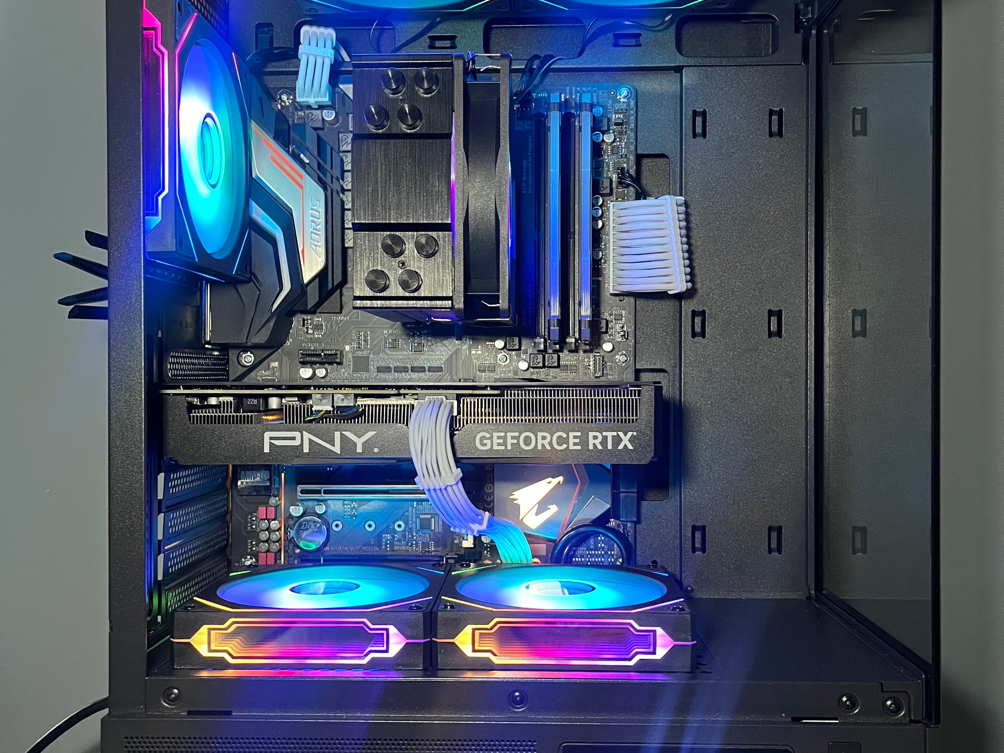 RTX 4070 Super | Ryzen 5 5600 | 1 TB NVME | Gaming PC