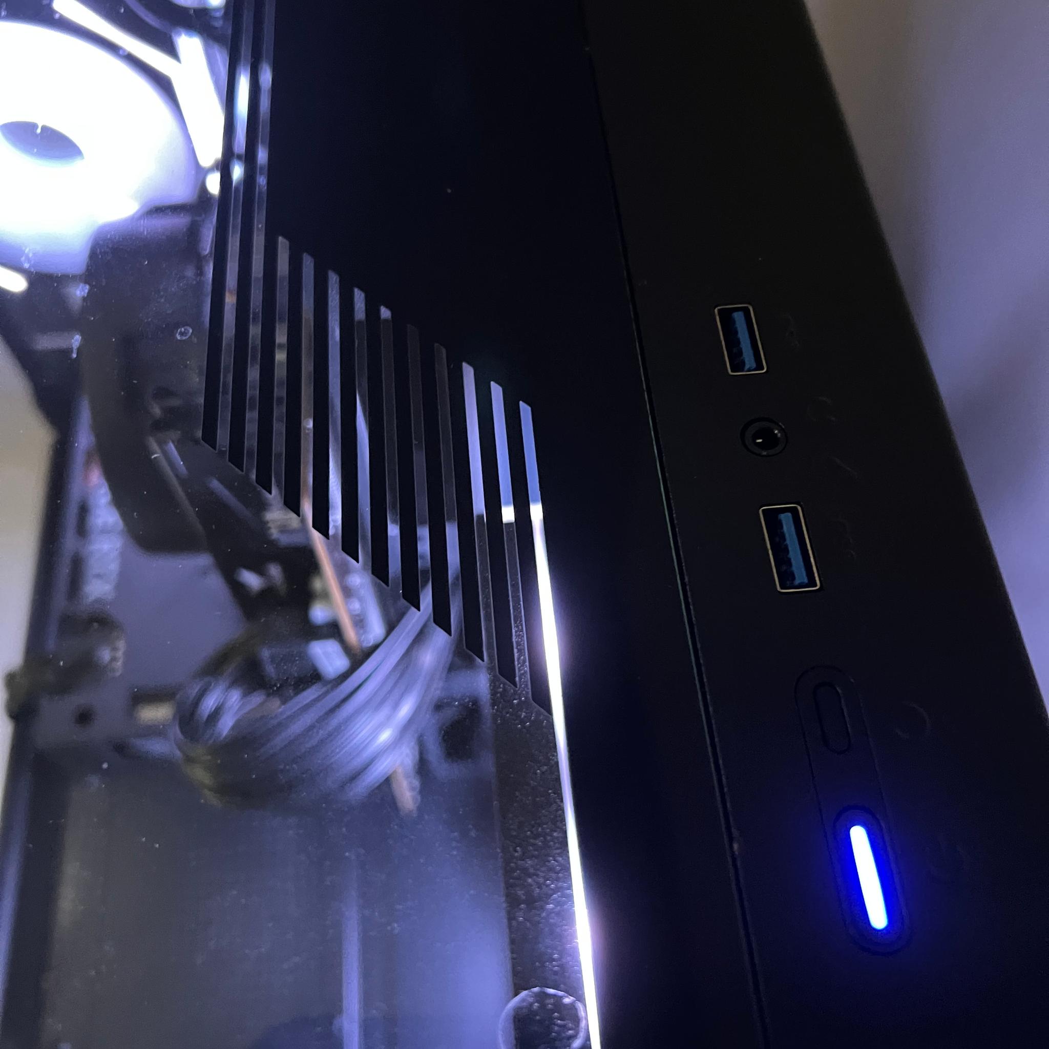 | RTX 4060 | ryzen 5 5500 | 16gb ddr4-3200mhz | 1tb nvme ssd | 1440p/4k gaming mid ranged