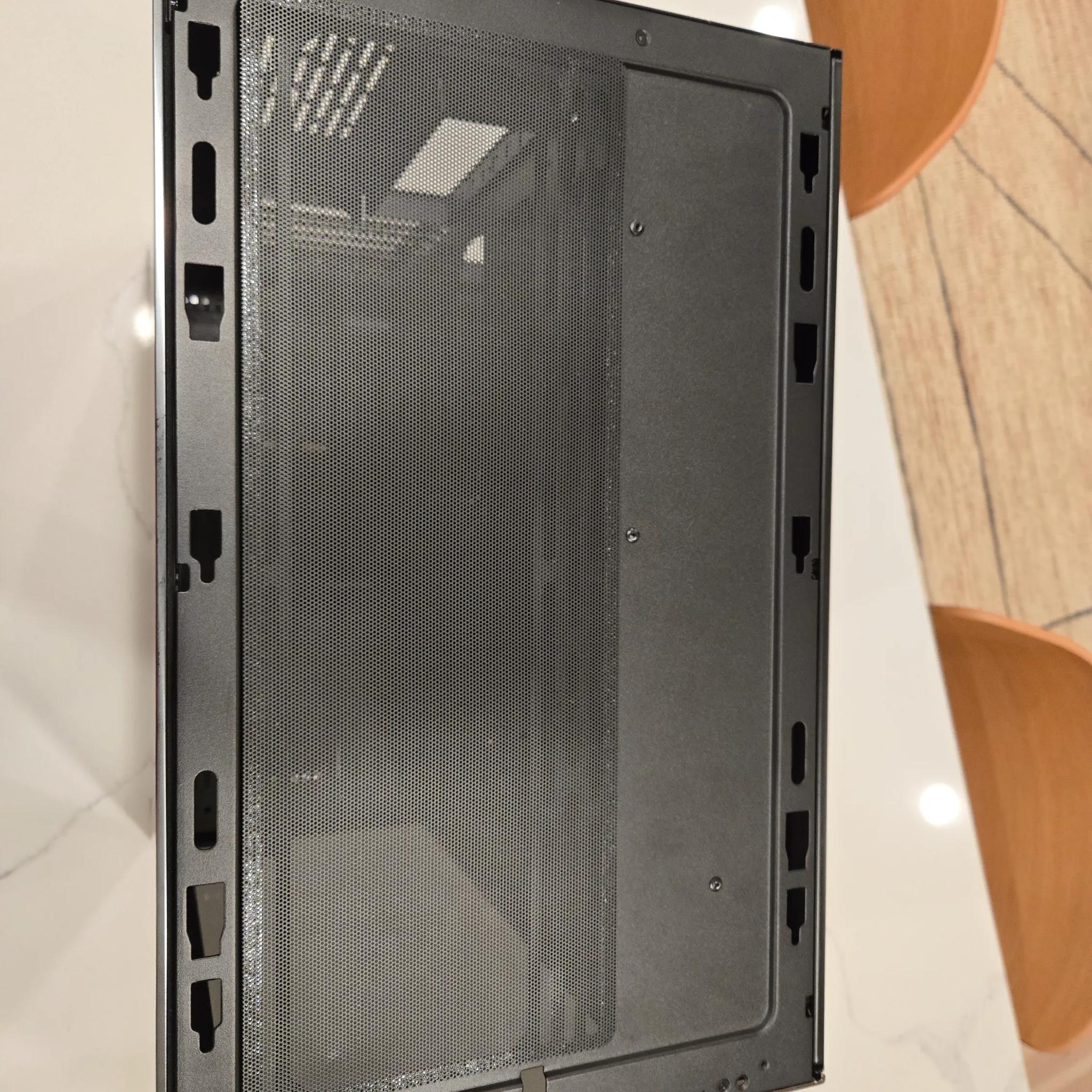 Lian Li PC-O11 Dynamic PCMR Edition ATX Mid Tower Gaming Case - Space Grey (Mirror Finish)