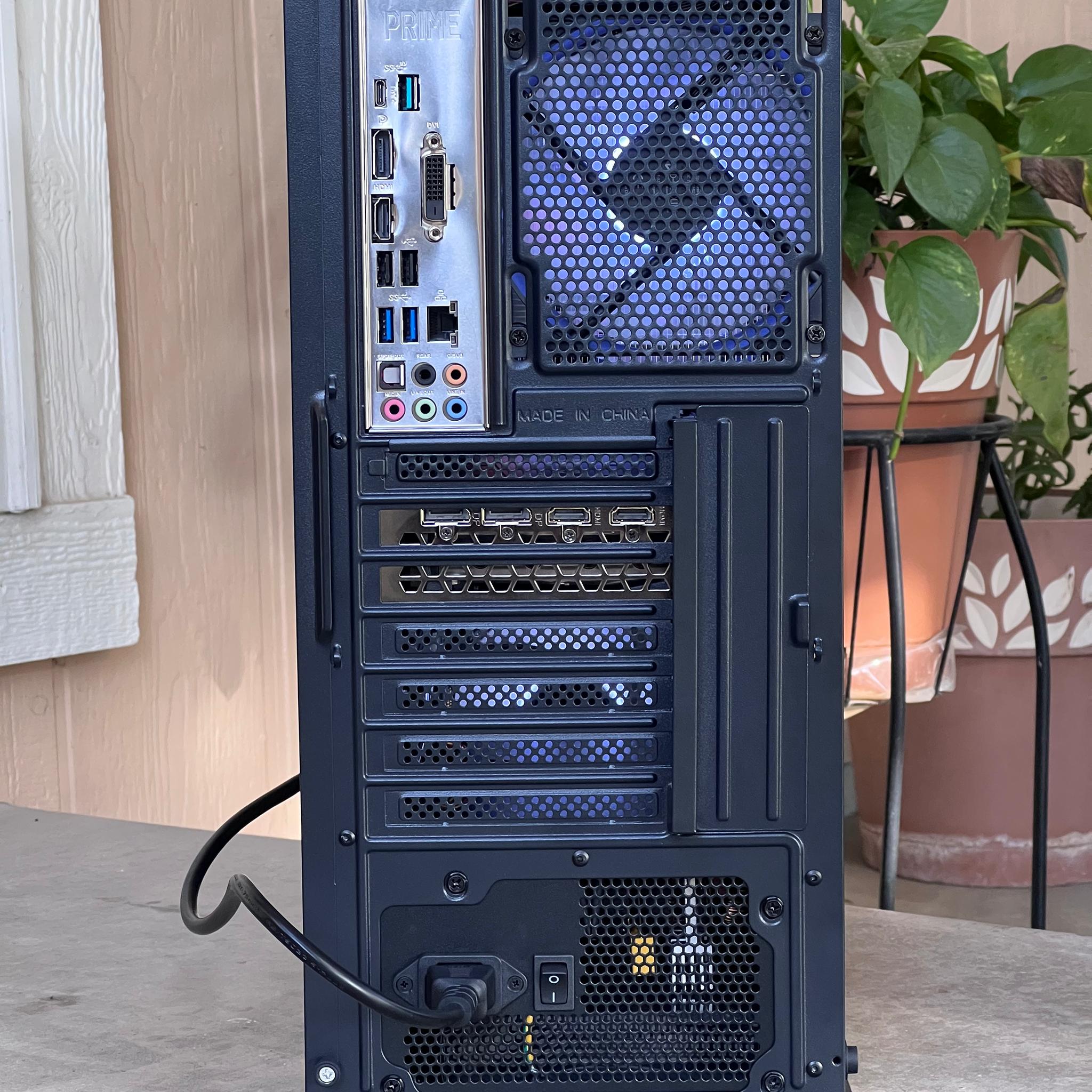 🖤Big black⬛️Rx 7600, i7 8700k, 32GB ram
