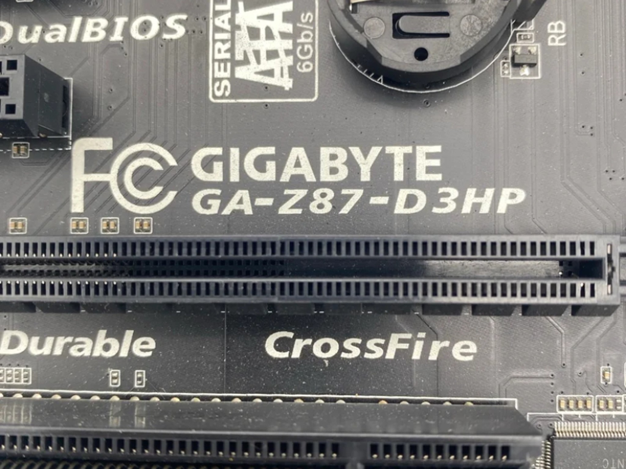 *BROKEN* gigabyte GA-Z87-D3HP