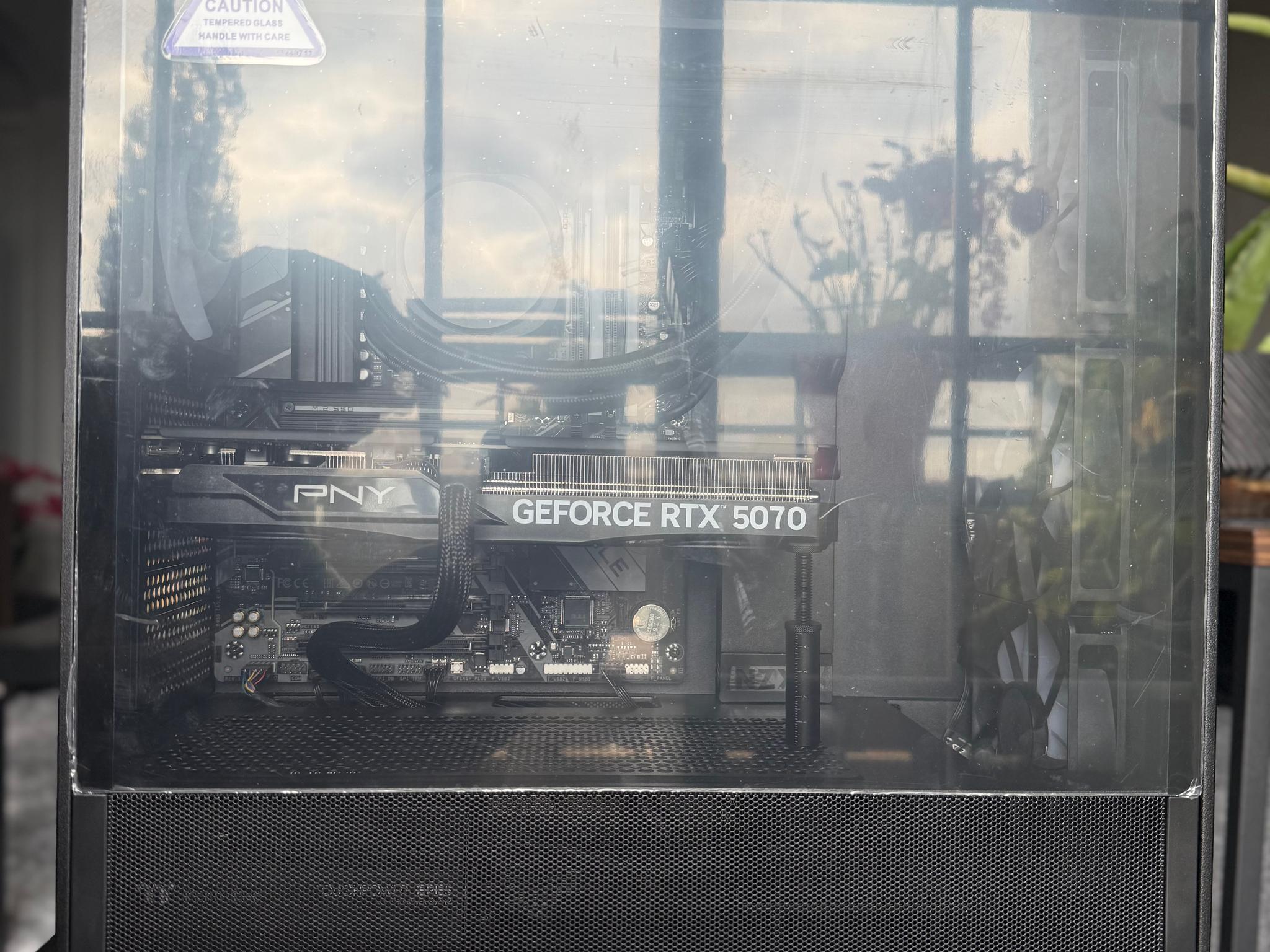 RTX 5070 - 7600X - 2TB NVMe Gaming Pc