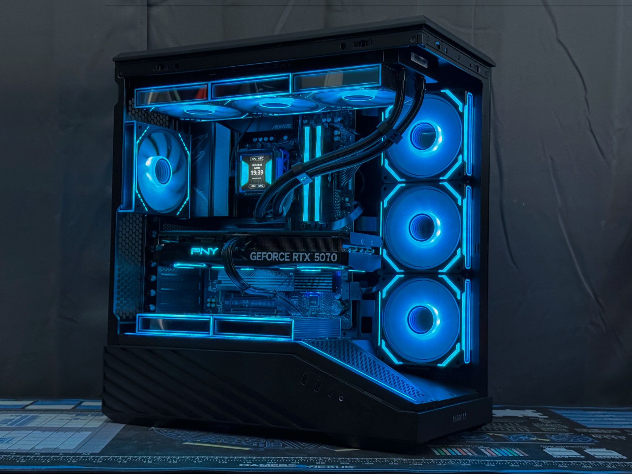 💙 Blue Beetle v2🪲 | RTX 5070, Ryzen 5 9600X, 32GB DDR5, 2TB SSD, Wifi