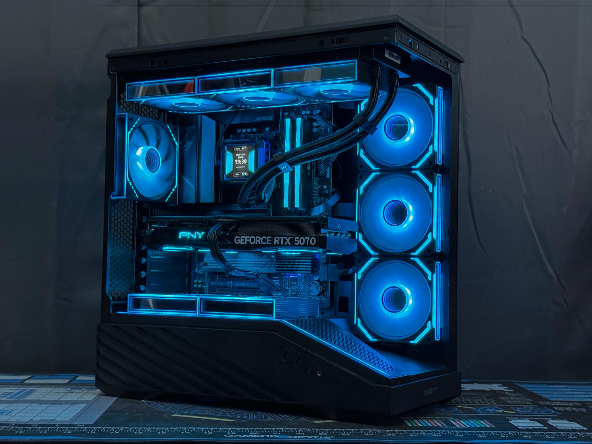 💙 Blue Beetle v2🪲 | RTX 5070, Ryzen 5 9600X, 32GB DDR5, 2TB SSD, Wifi