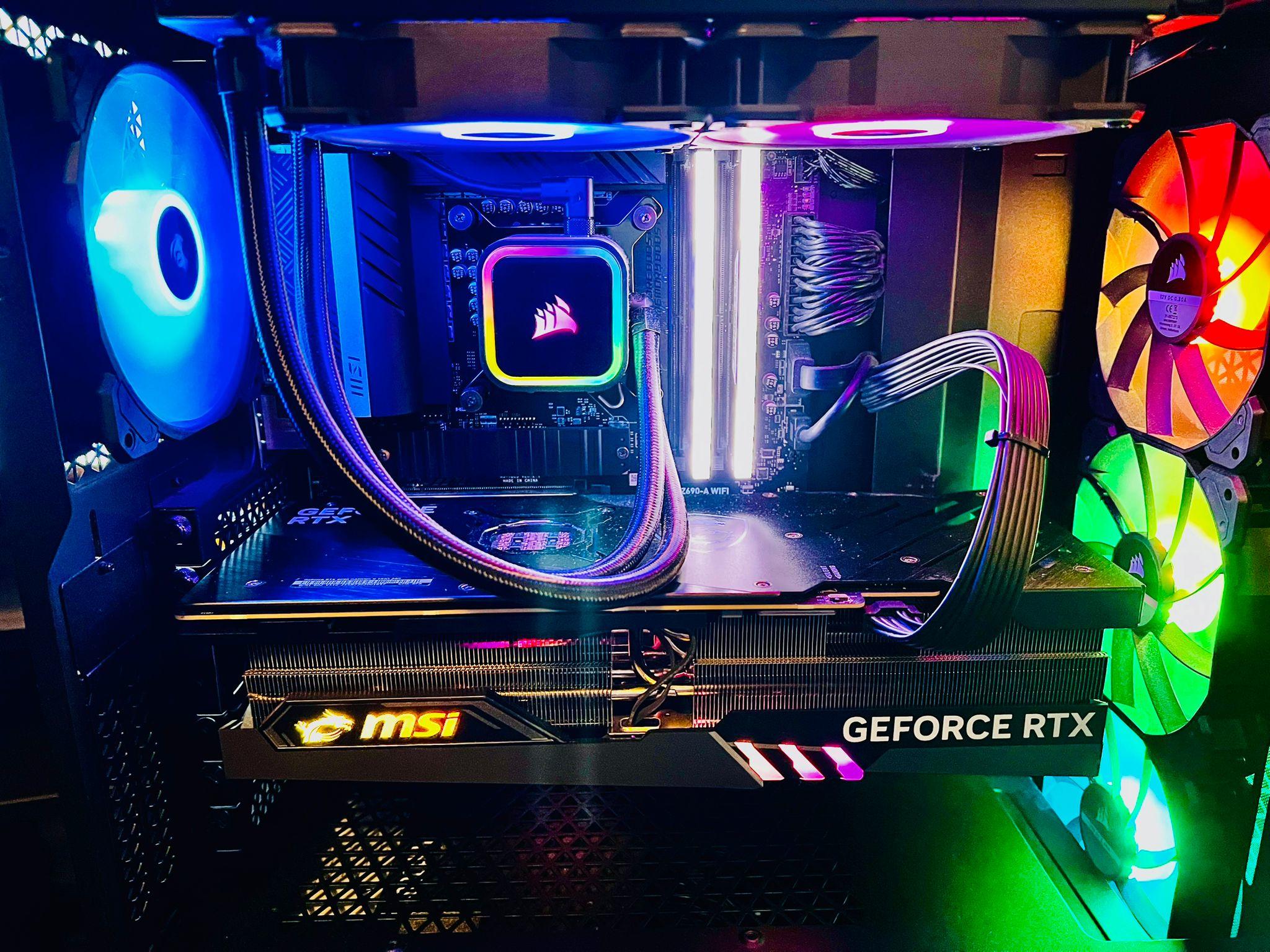 CORSAIR VENGEANCE i7400 Gaming PC Max Specs.