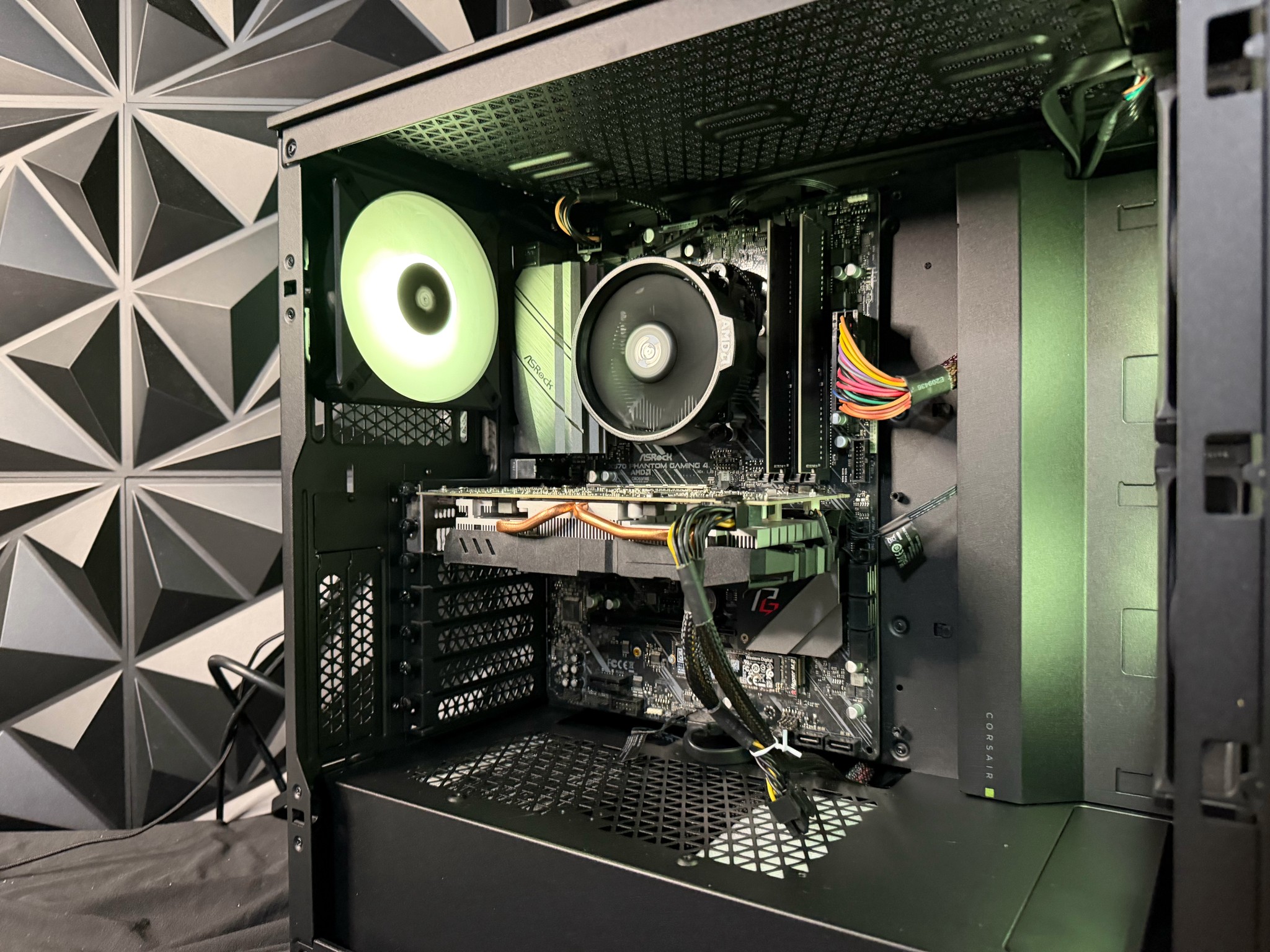 🔥 💸 Budget Baddie 💸 🔥 Ryzen5 3600| RX 580 8 GB | 16 GB DDR4|750 GB NVMe
