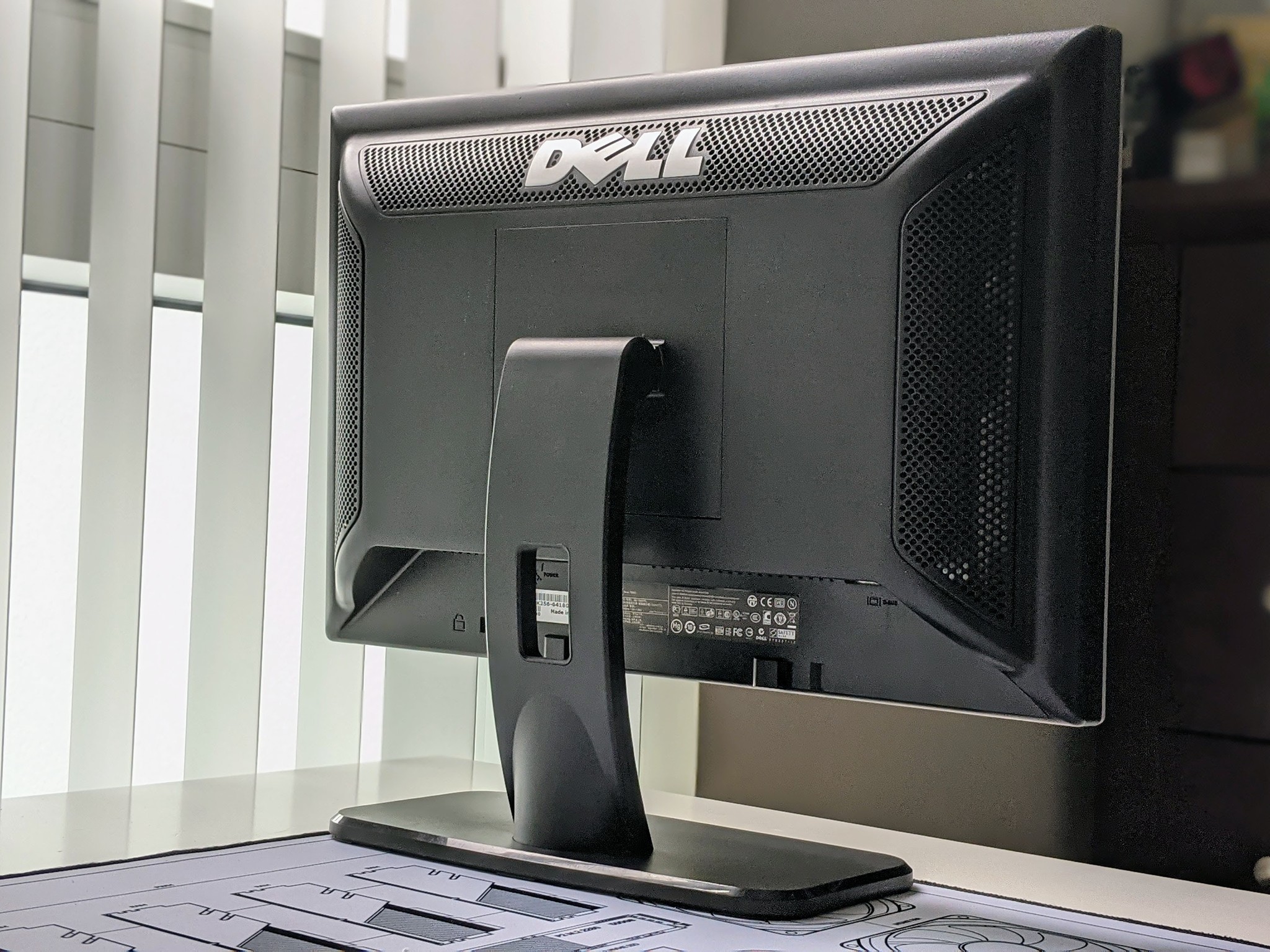 DELL SE178WFPc 17" 1440 x 900 60Hz Panel Glossy LCD Monitor w/ Cables