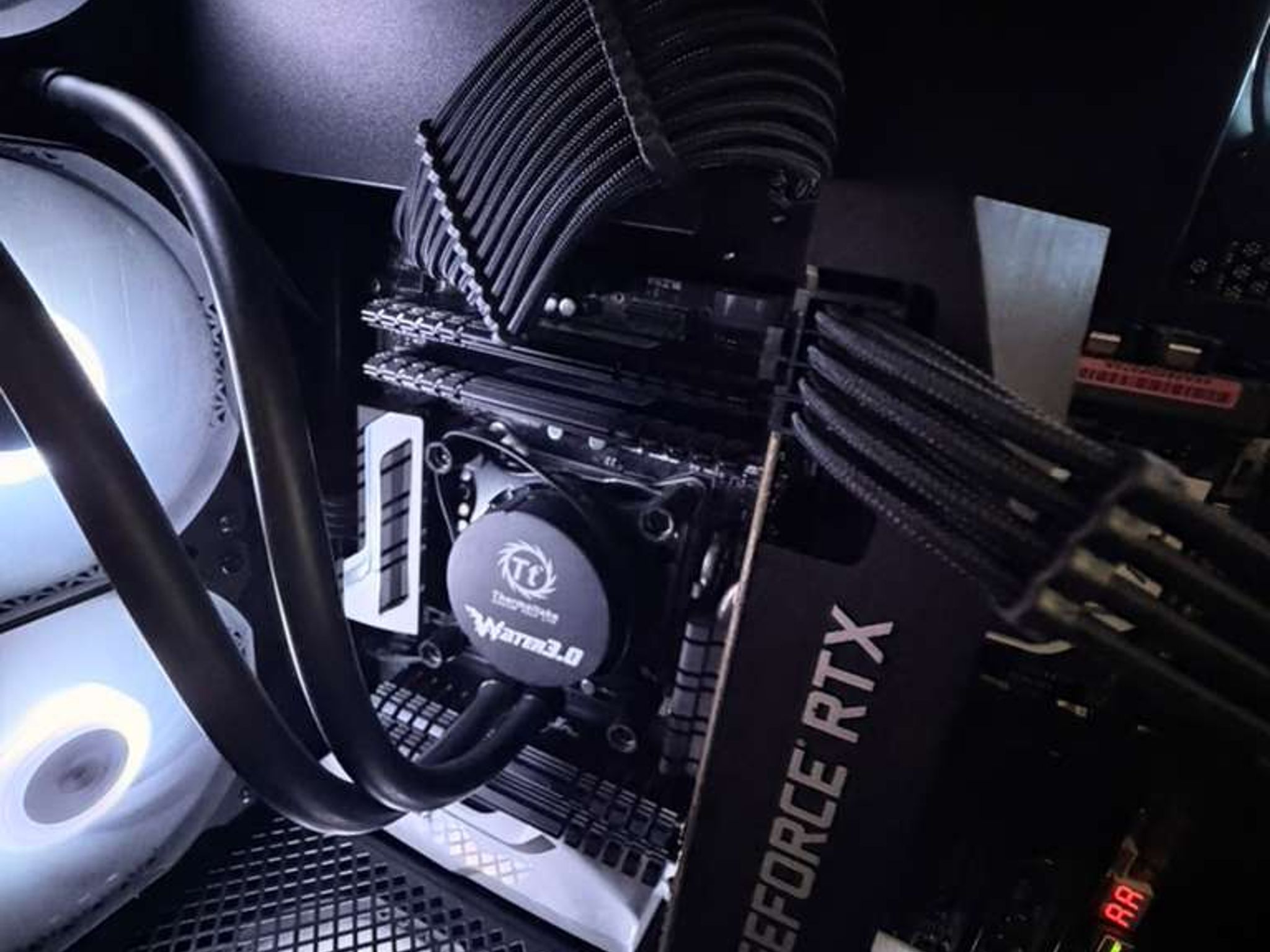 RTX 2060 + i7-6850K + 16gb RAM + 1.5TB Storage | Gaming PC