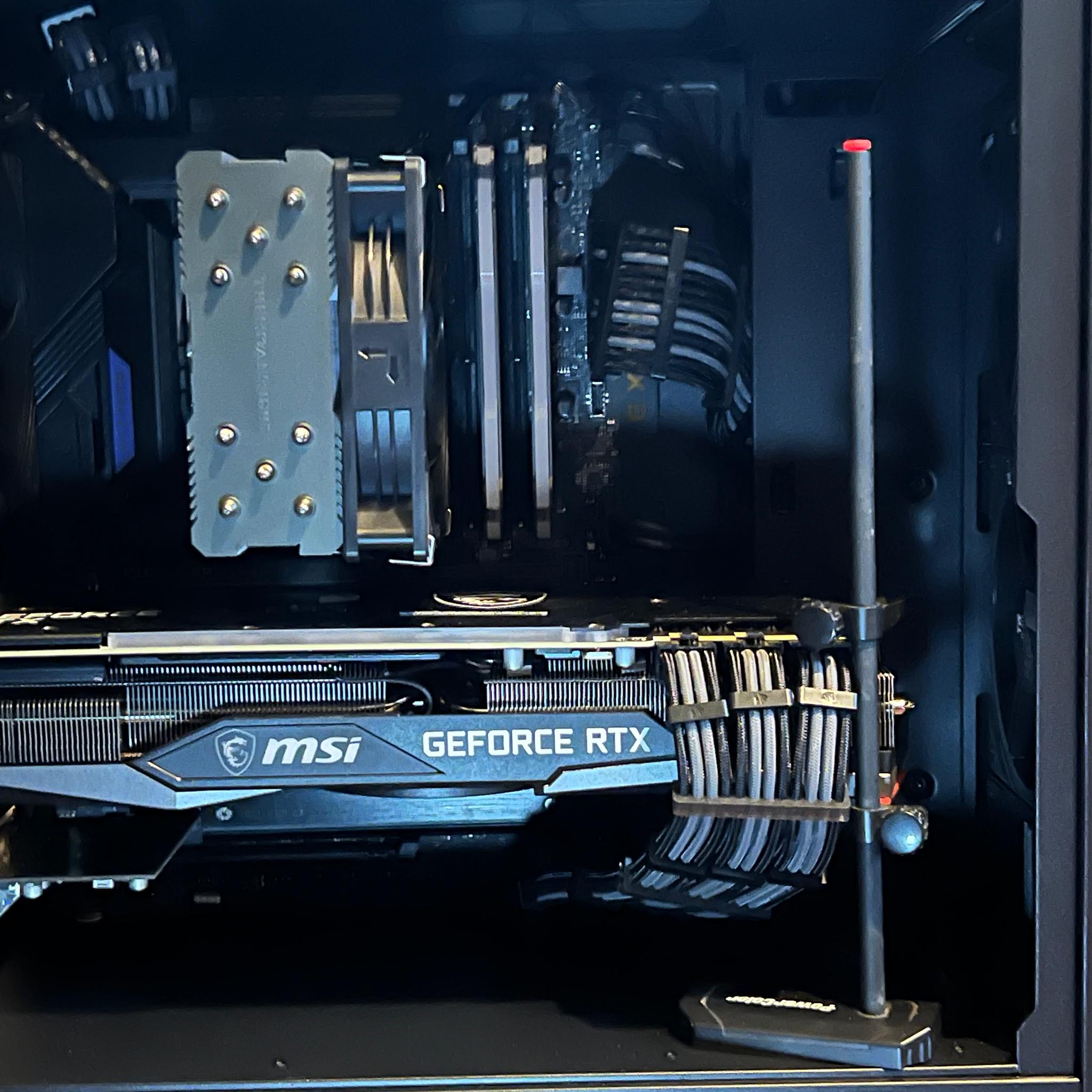 **(Christmas special )**ALL NEW Parts  I5 12600kf with a high endMSI 3080customize rgb to your taste