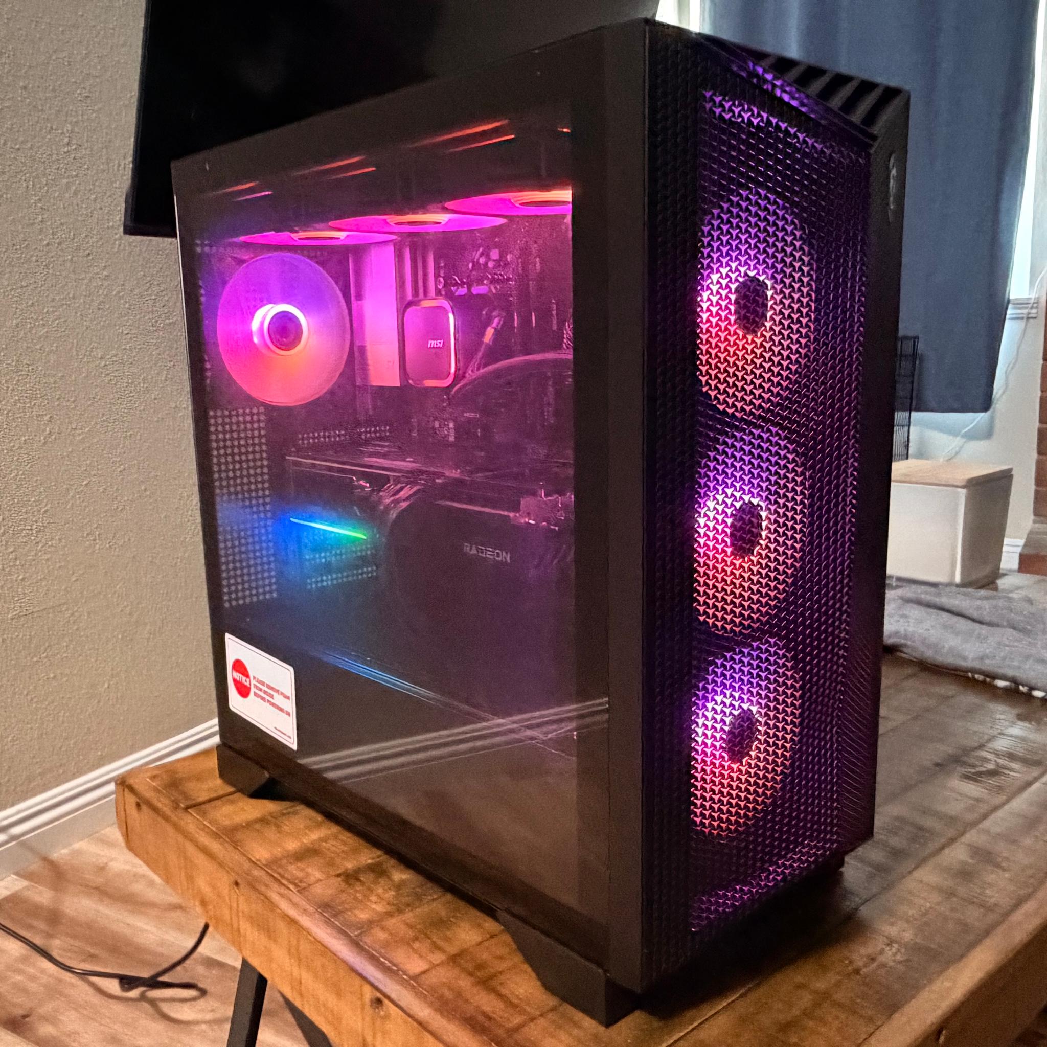 MSI Aegis Gaming PC – Ryzen 9 9900X / RX 9070 XT 16GB / 32GB DDR5 / 2TB SSD