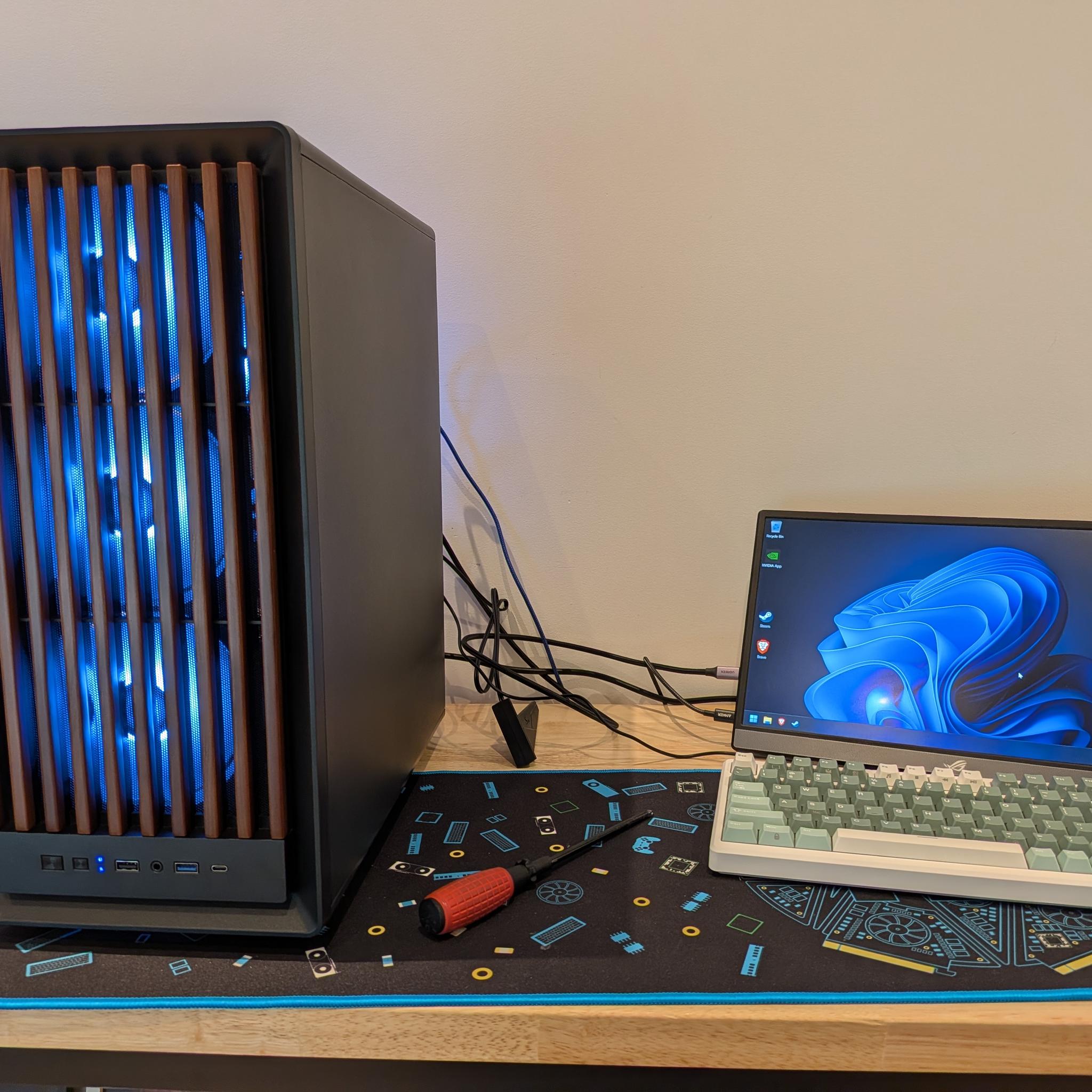 1440p Forest X3D - RTX 5070, Ryzen 7 7800X3D, 32 GB DDR5 RAM, 2 TB Gen 4 NVME, RGB, Liquid Cooled
