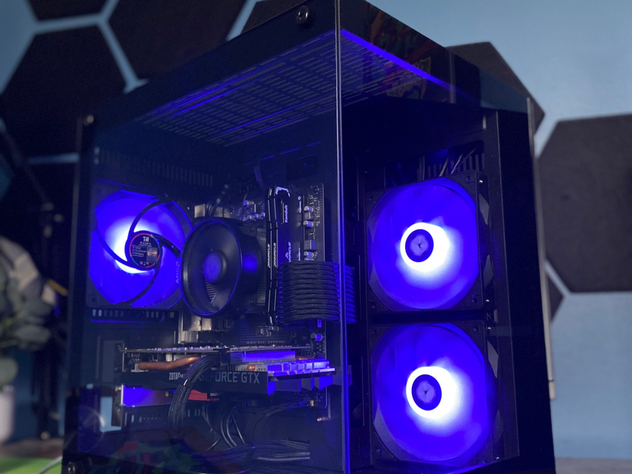 Custom Gaming PC | GeForce GTX 1660 | Ryzen 5 2600 | 16GB RAM | Windows 11 + WIFI & BT |