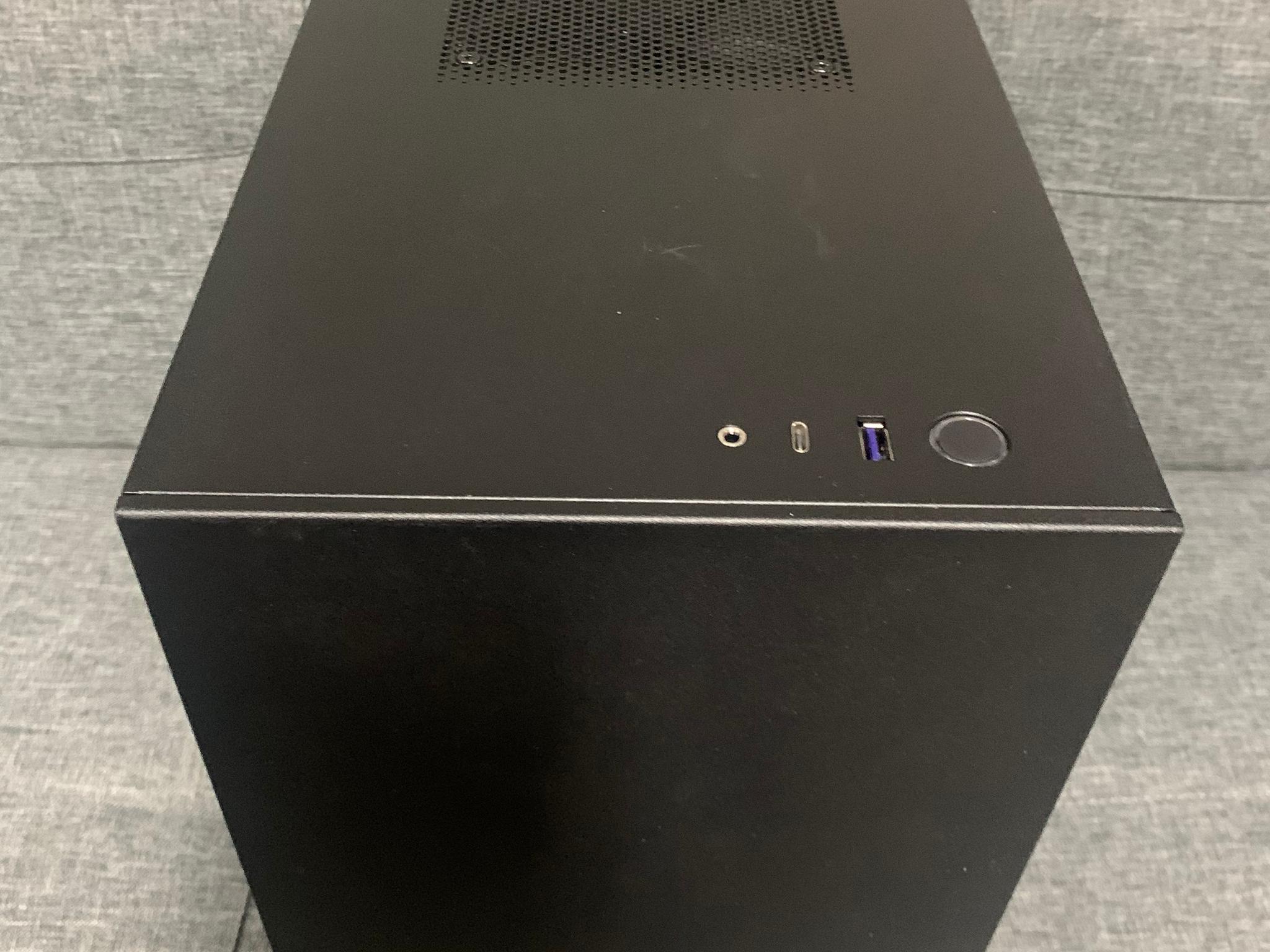 NZXT H210i Mini ITX Case (NEW)