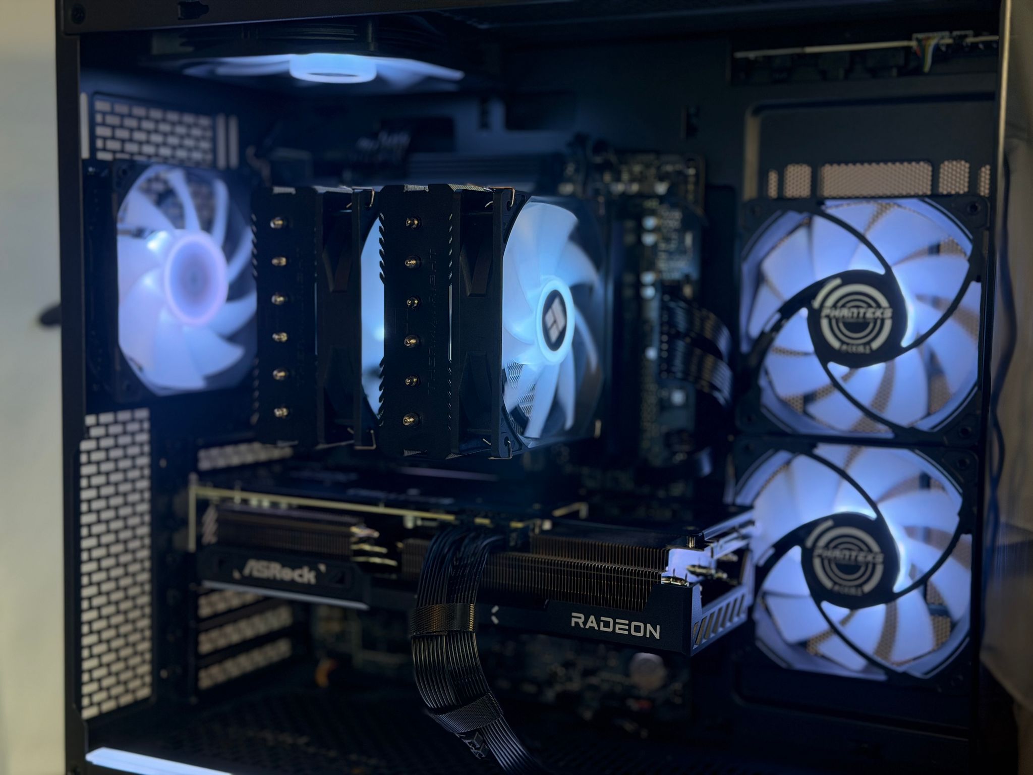RX 9070 XT Gaming PC | Ryzen 7 7700X | 32GB DDR5 | 1440p Ultra / 4K