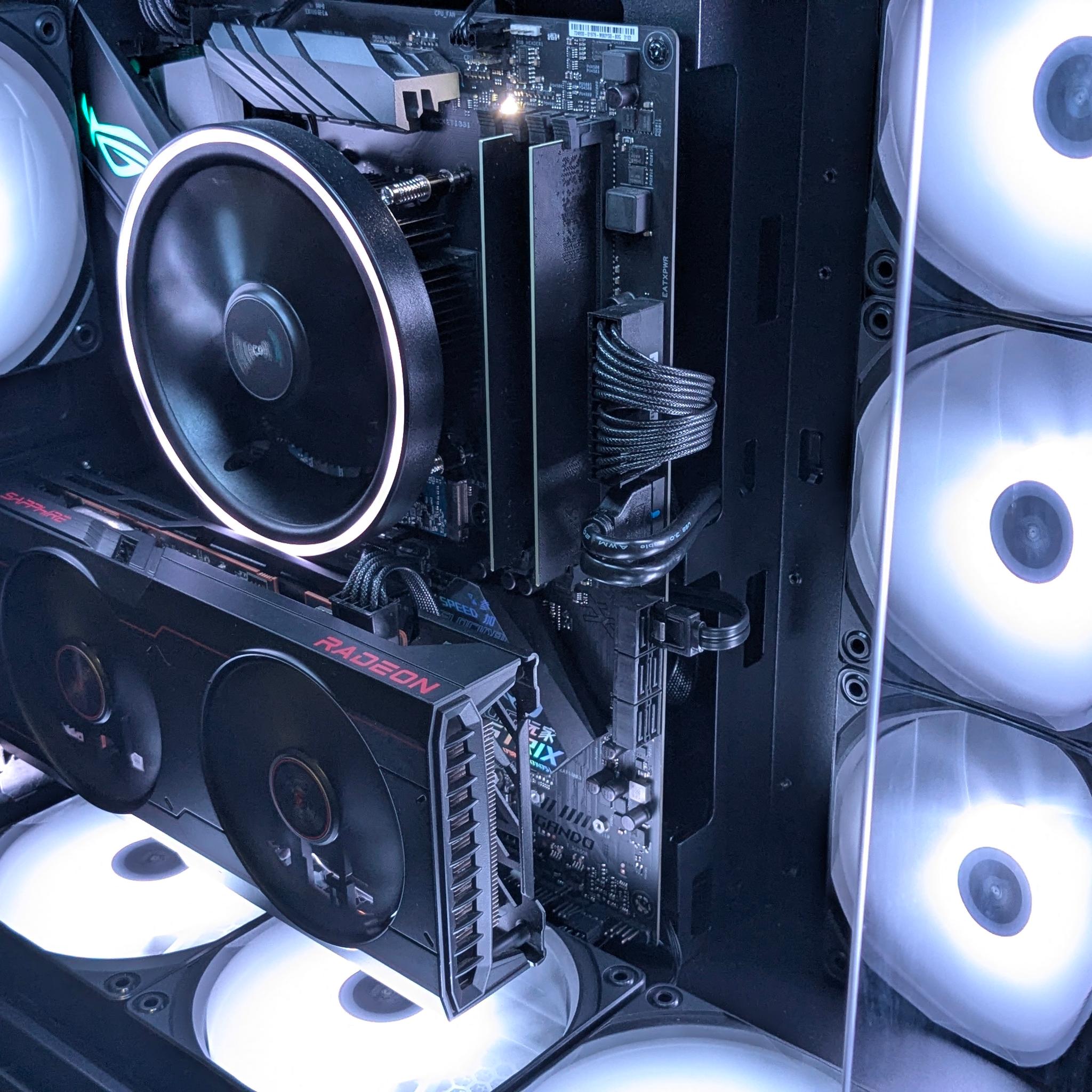 ⚫️ BLACKOUT 1080p Ultra Gaming PC (RX 6600 XT | Ryzen 5 5500 | 16GB RAM)