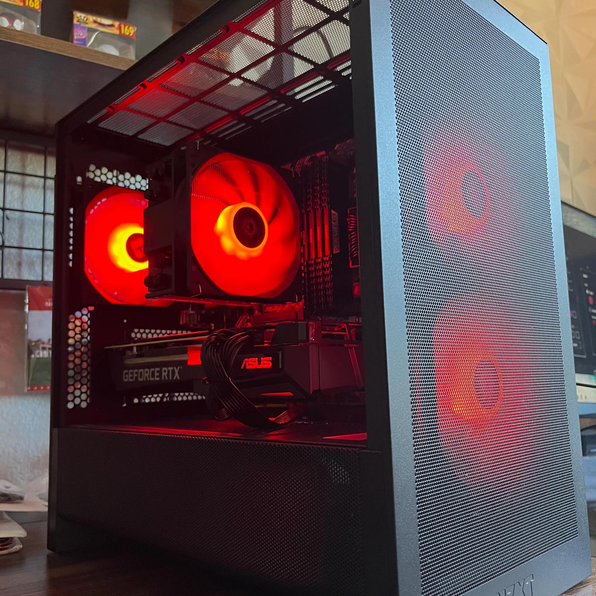 ❗️SALE❗️| All Black | 1080p | Mid-Range Gaming PC | 3070 OC | Ryzen 5 5800XT | 32GB RAM | 1TB SSD