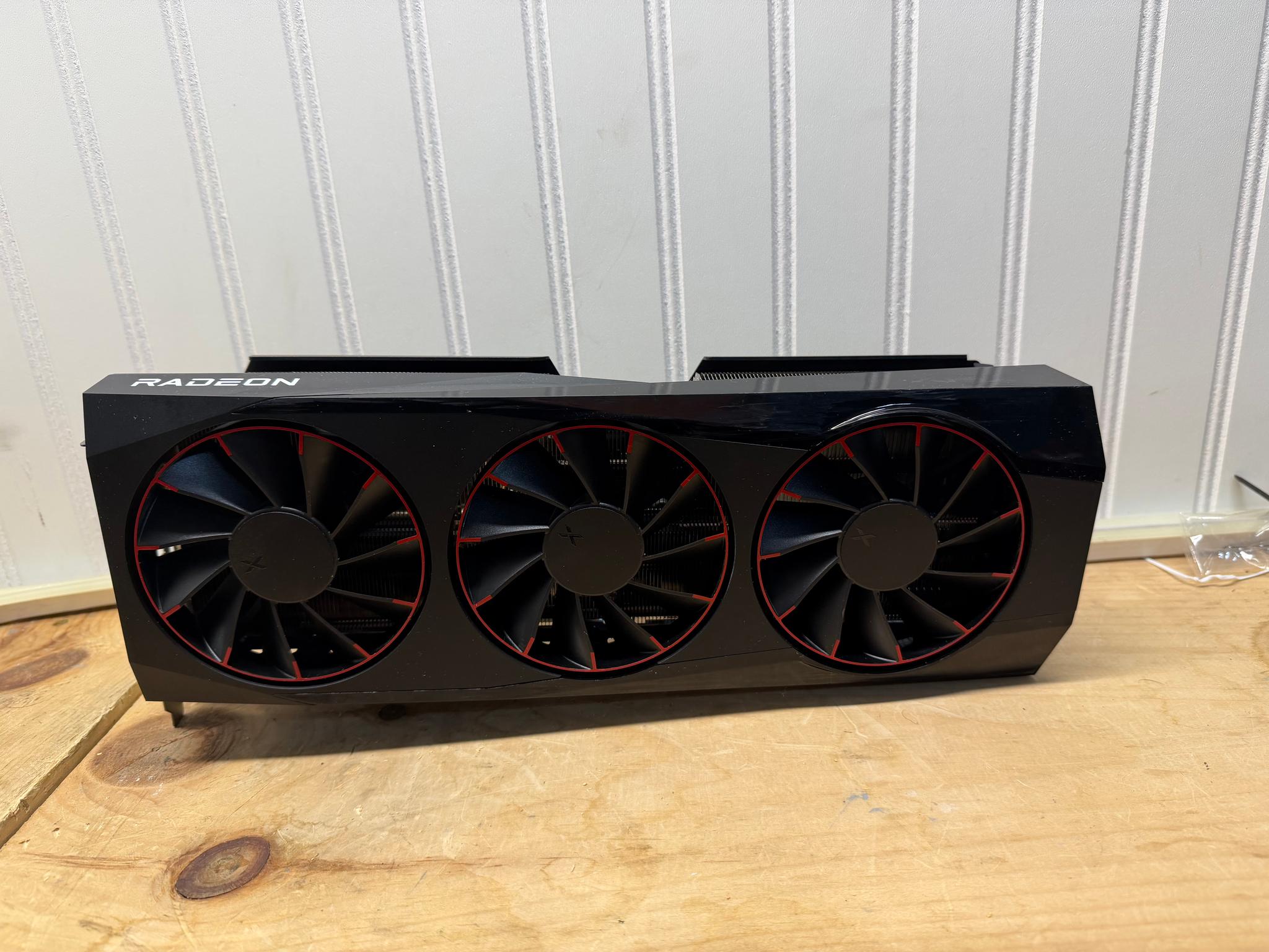 XFX RX 9070XT Magnetic OC NOT PERFECT