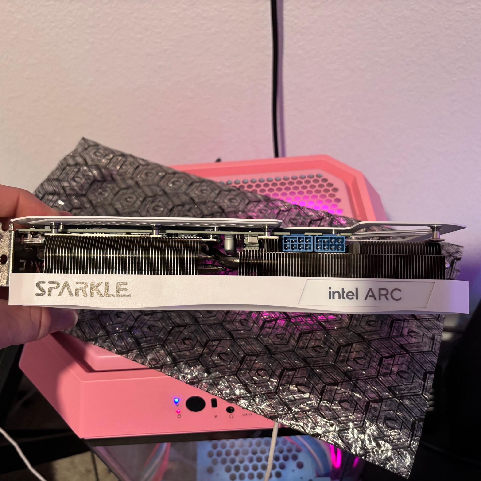 Sparkle Intel Arc A750 8gb ROC LUNA OC Edition
