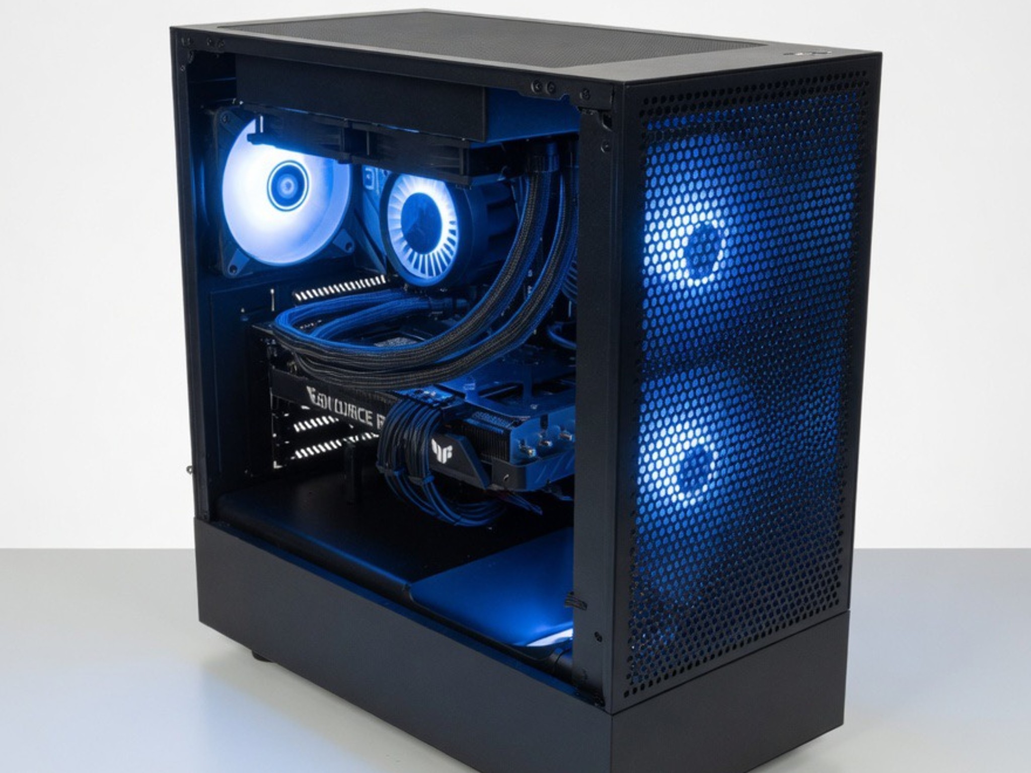 RTX 3080 10 gb | Ryzen 7 7700X | 32 GB DDR5 | 1 TB NVME
